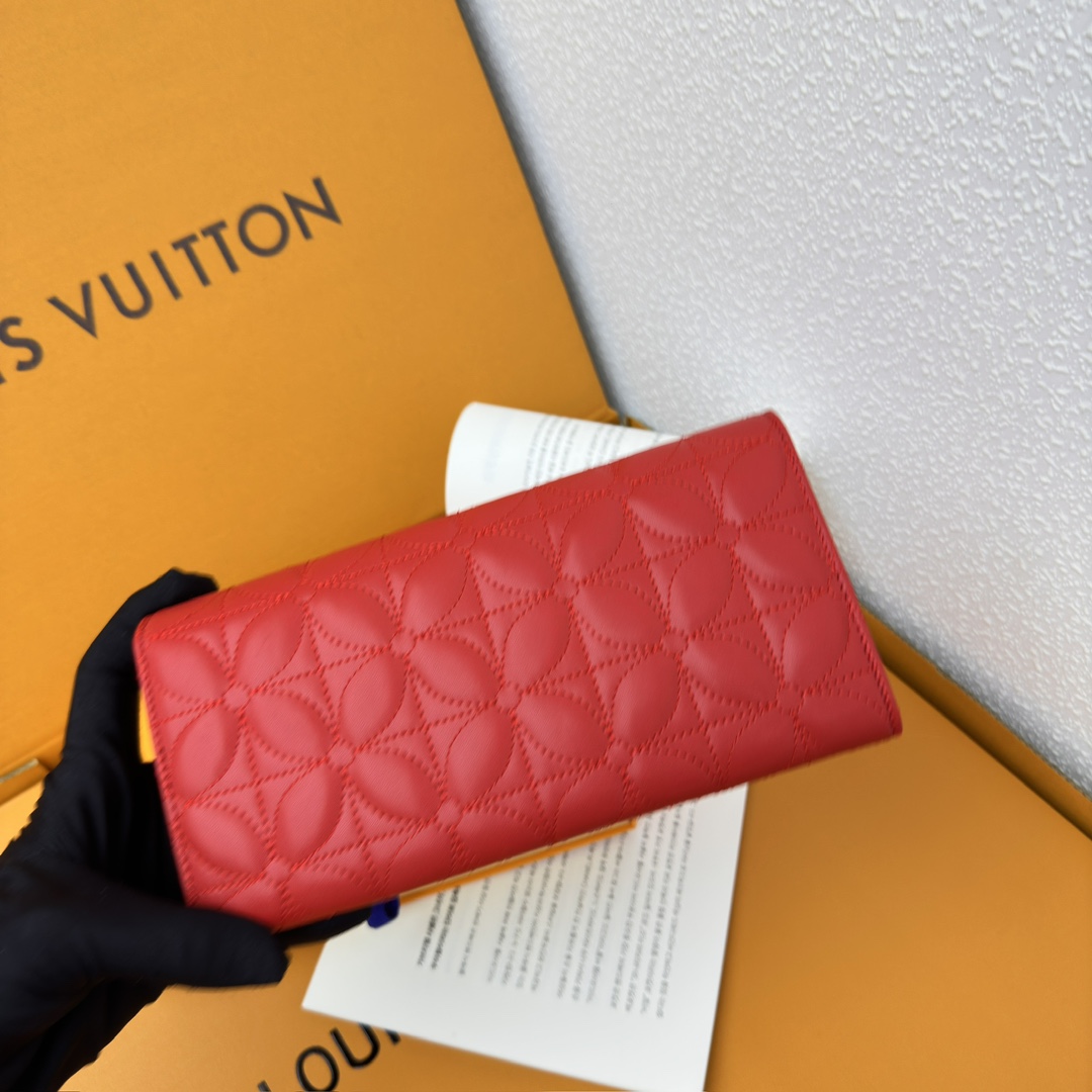 Designer Monogram Capucines Compact Maxi Red Wallet ﻿ - Gorchic - $59.99