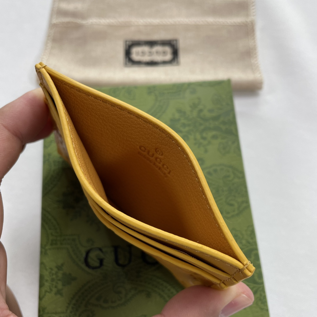 Double-G GG rubber-effect card case yellow-wallet - Gorchic - $35.99