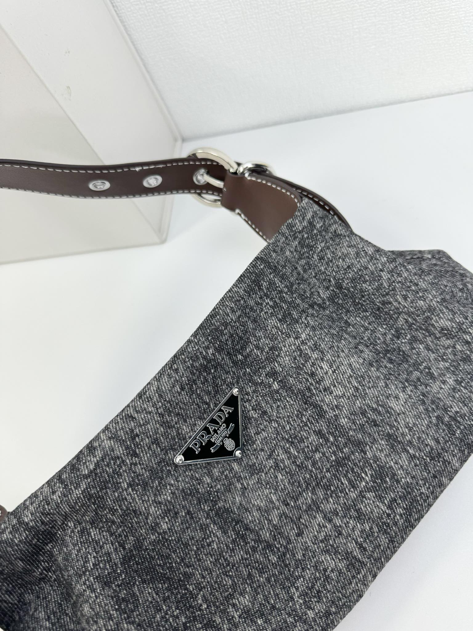 Saffiano texture Re-edition 2005 Crossbody Mini Bag Black Denim - Bag - Gorchic - $119.99