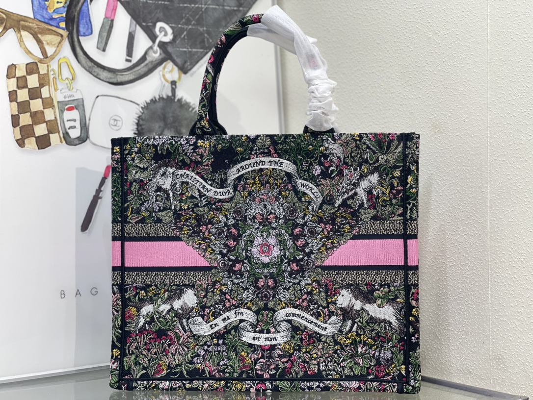 D Inspired Book Tote Bag - Gorchic - $167.99