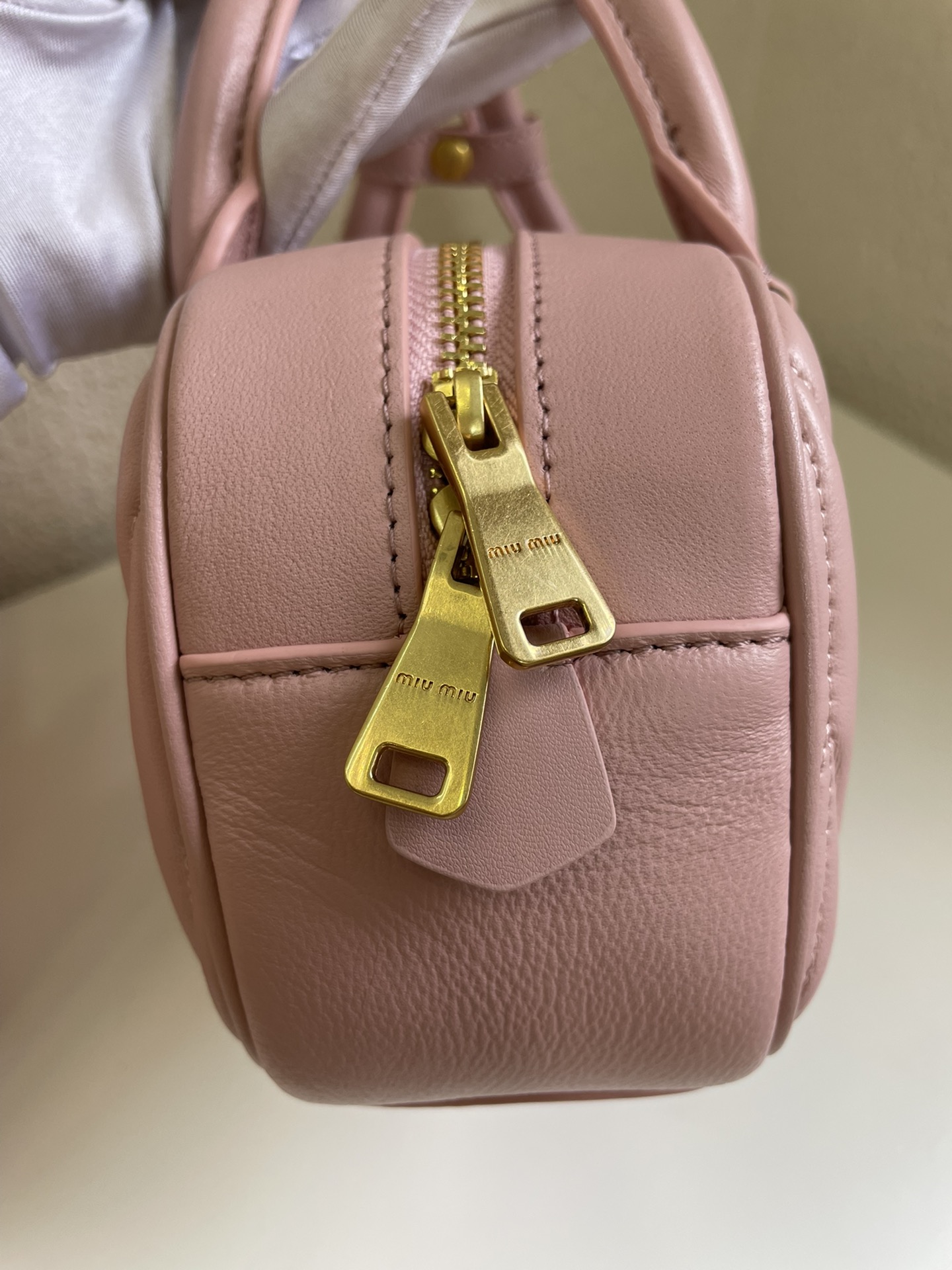 MU Arcadie matelassé nappa leather bag Pink S-wide Size - Bag - Gorchic - $131.99