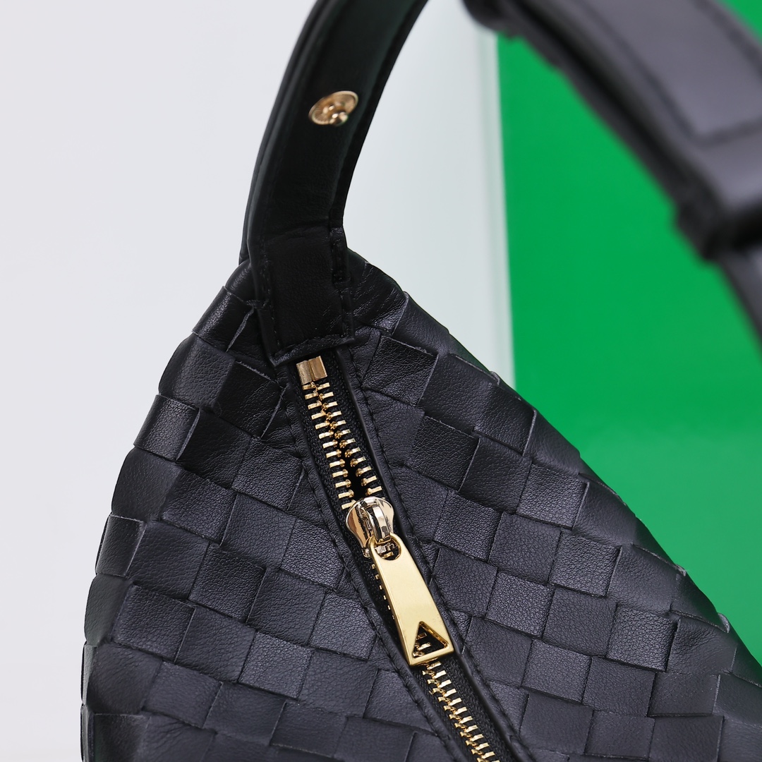 BV Mini Wallace-Black - Bag - Gorchic - $144.99