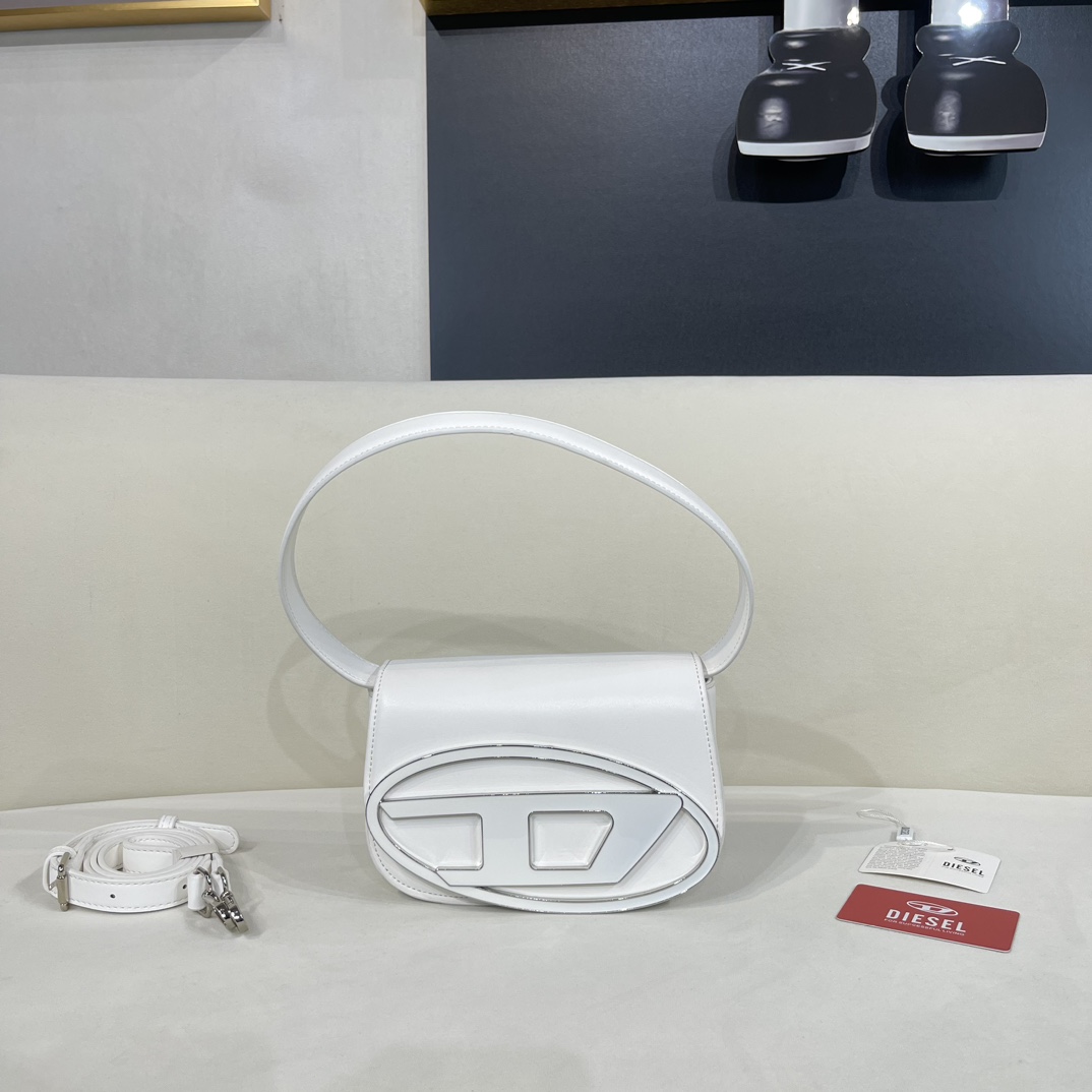 1DR Shoulder Bag - Gorchic - $98.99