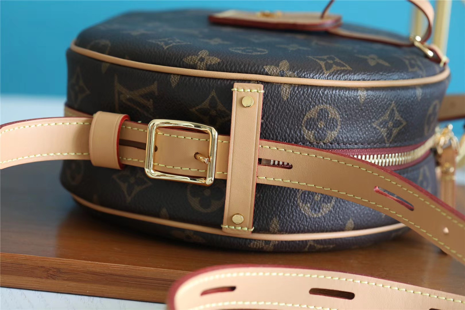 Designer Monogram  Boite Chapeau Souple MM Bag - Gorchic - $124.99