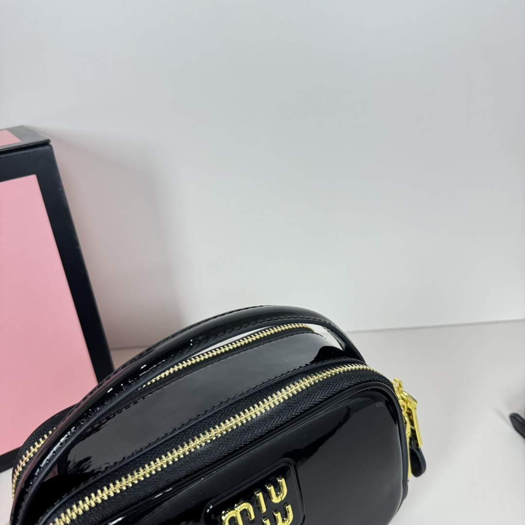 MU Leather Shoulder Bag - Gorchic - $109.99