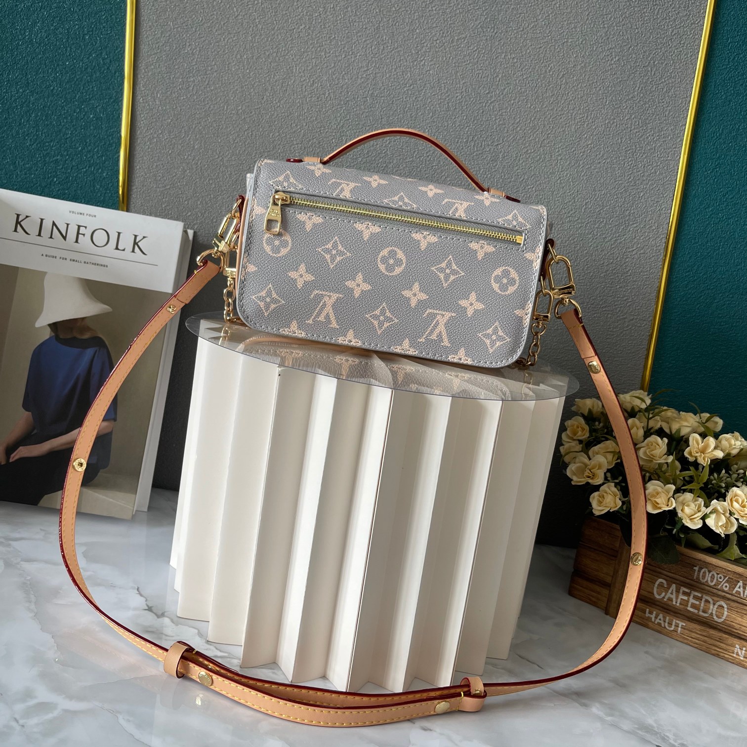 Designer Monogram Pochette Métis East West - Bag - Gorchic - $135.99