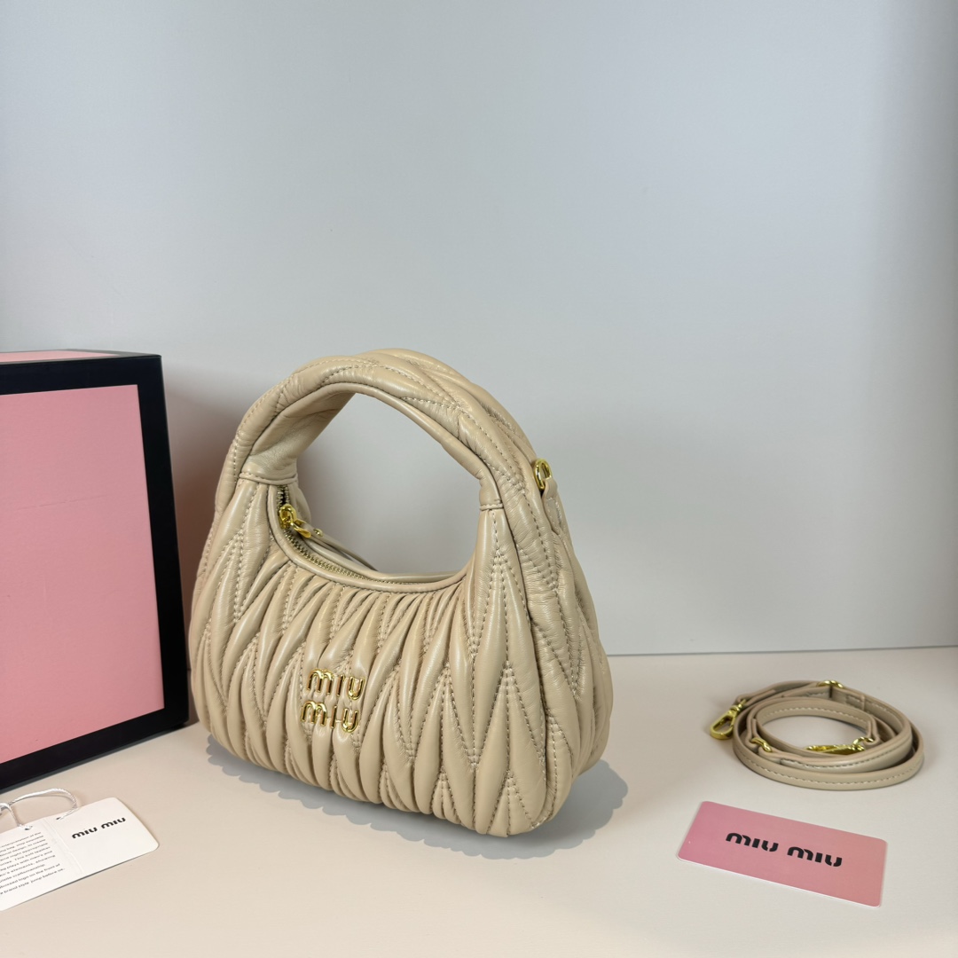 MU Wander matelassé nappa leather hobo bag handbag - Bag - Gorchic - $114.99