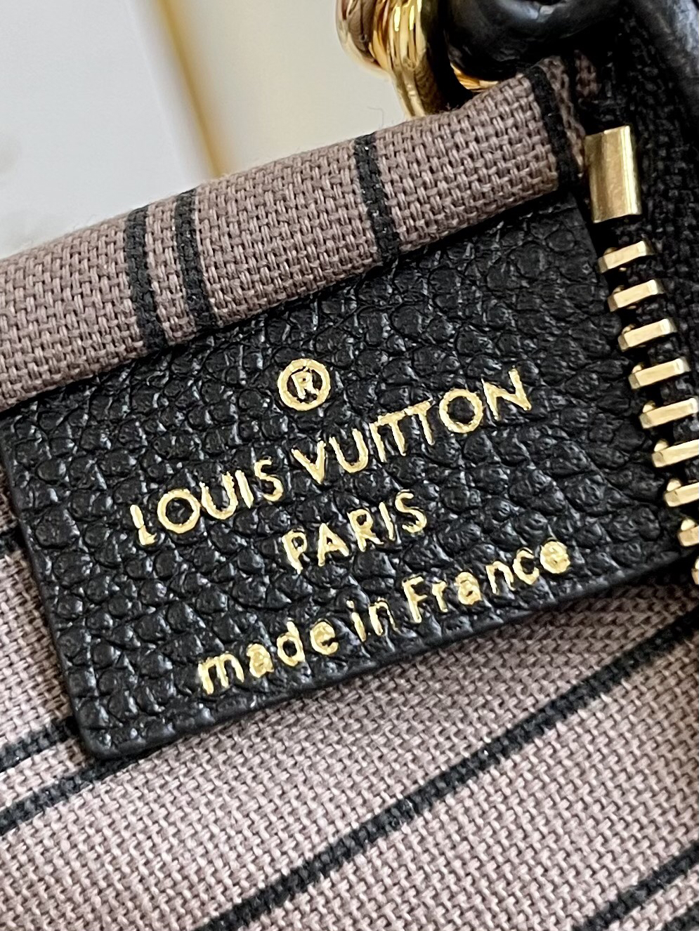 Designer Monogram Empreinte Monogram Leather Black Easy Pouch On Strap Shoulder Bag Black - Bag - Gorchic - $107.99