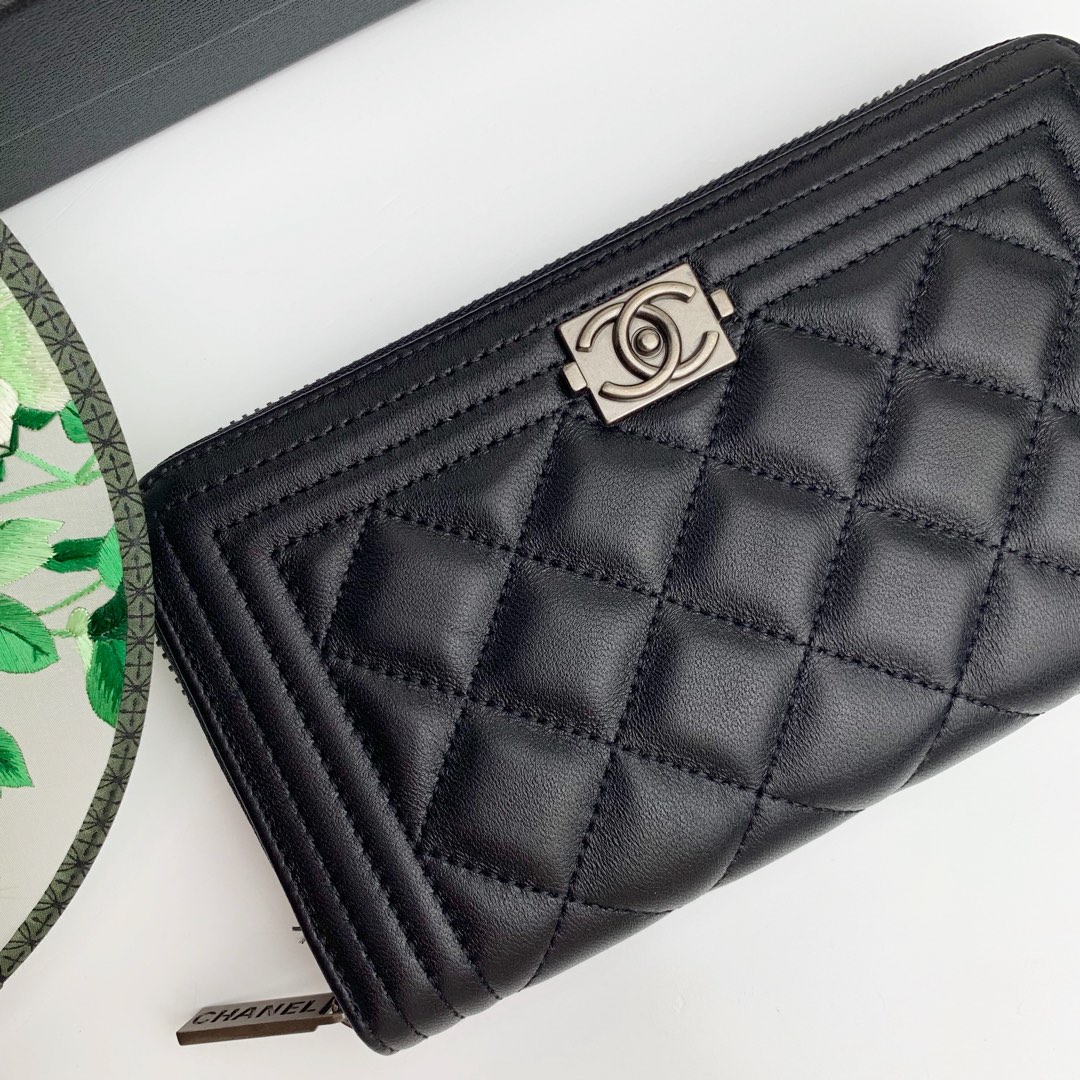 CC Inspired Zip Around Wallet Quilted Caviar Long-Plain Sier Wallet - Gorchic - $52.99