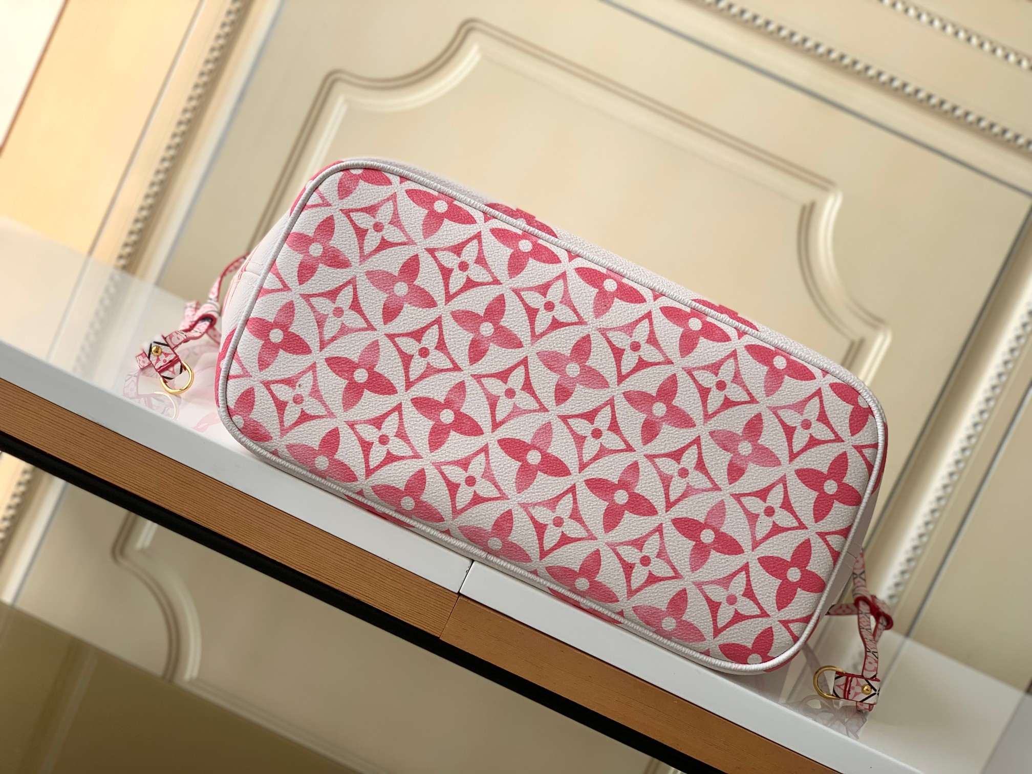 Designer Monogram Neverfull MM Shopping Bag - Red and White Bag - Gorchic - $124.99