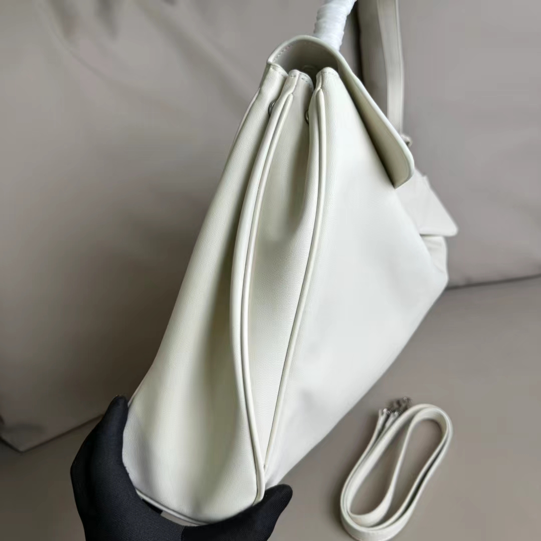 Hourglass iconic Rodeo leather shoulder bag in green and aged-sliver hardware Multiple Size - Bag - Gorchic - $169.99