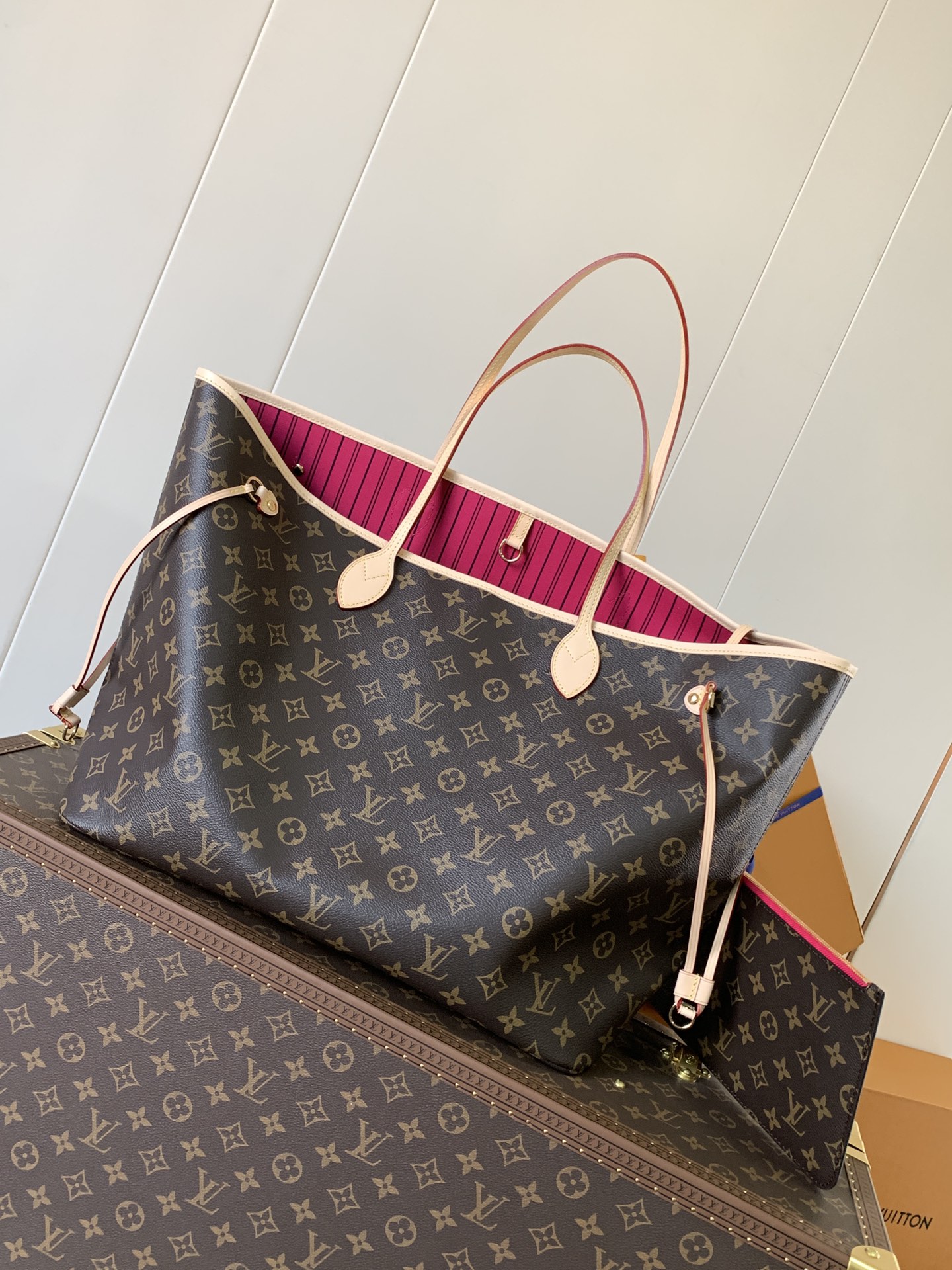 Designer Monogram Neverfull GM Classic Bag - Gorchic - $118.99