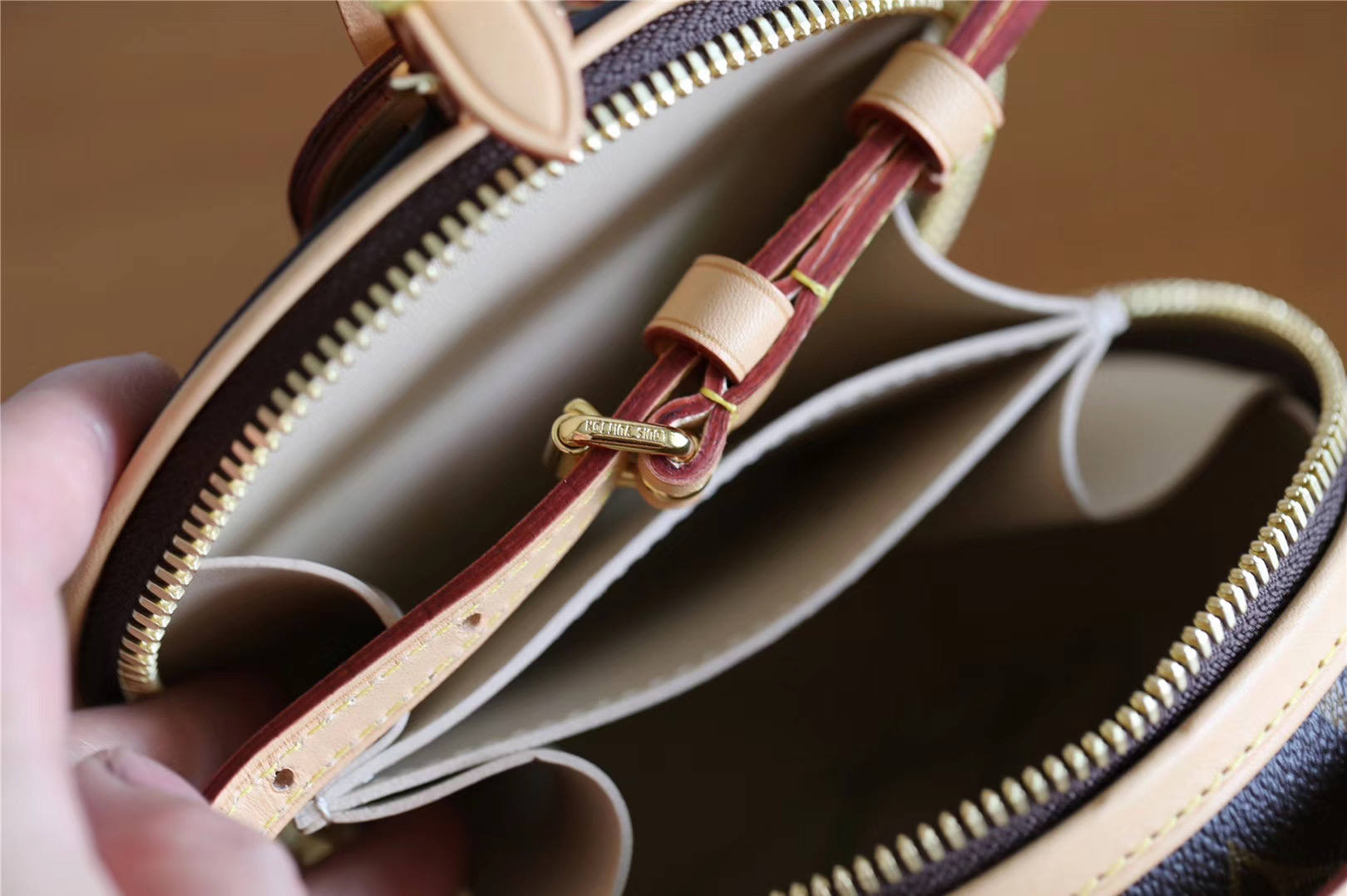 Designer Monogram REVERSE MINI BOITE CHAPEAU BAG - Gorchic - $122.99