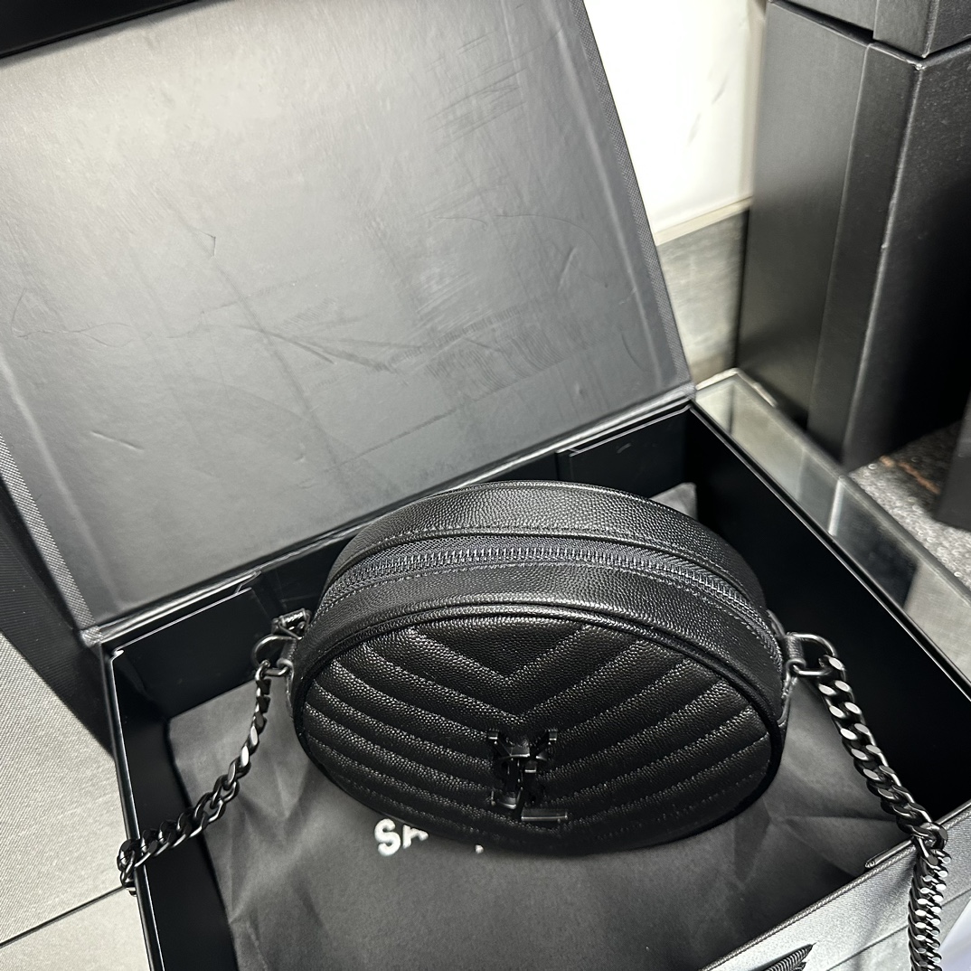 Lady Designer Grain De Poudre Matelasse Chevron Quilted Round Vinyle Camera Bag Deep Marine-biack hardware - Bag - Gorchic - $131.99