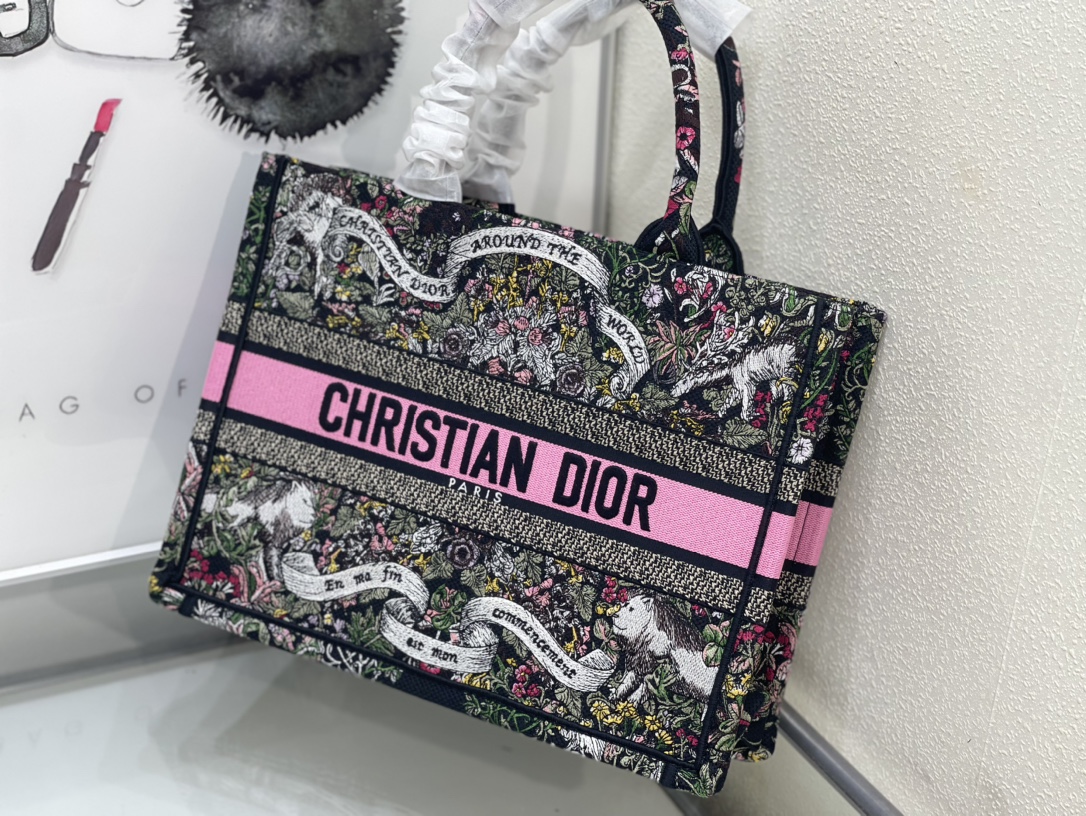 D Inspired Book Tote Bag - Gorchic - $167.99