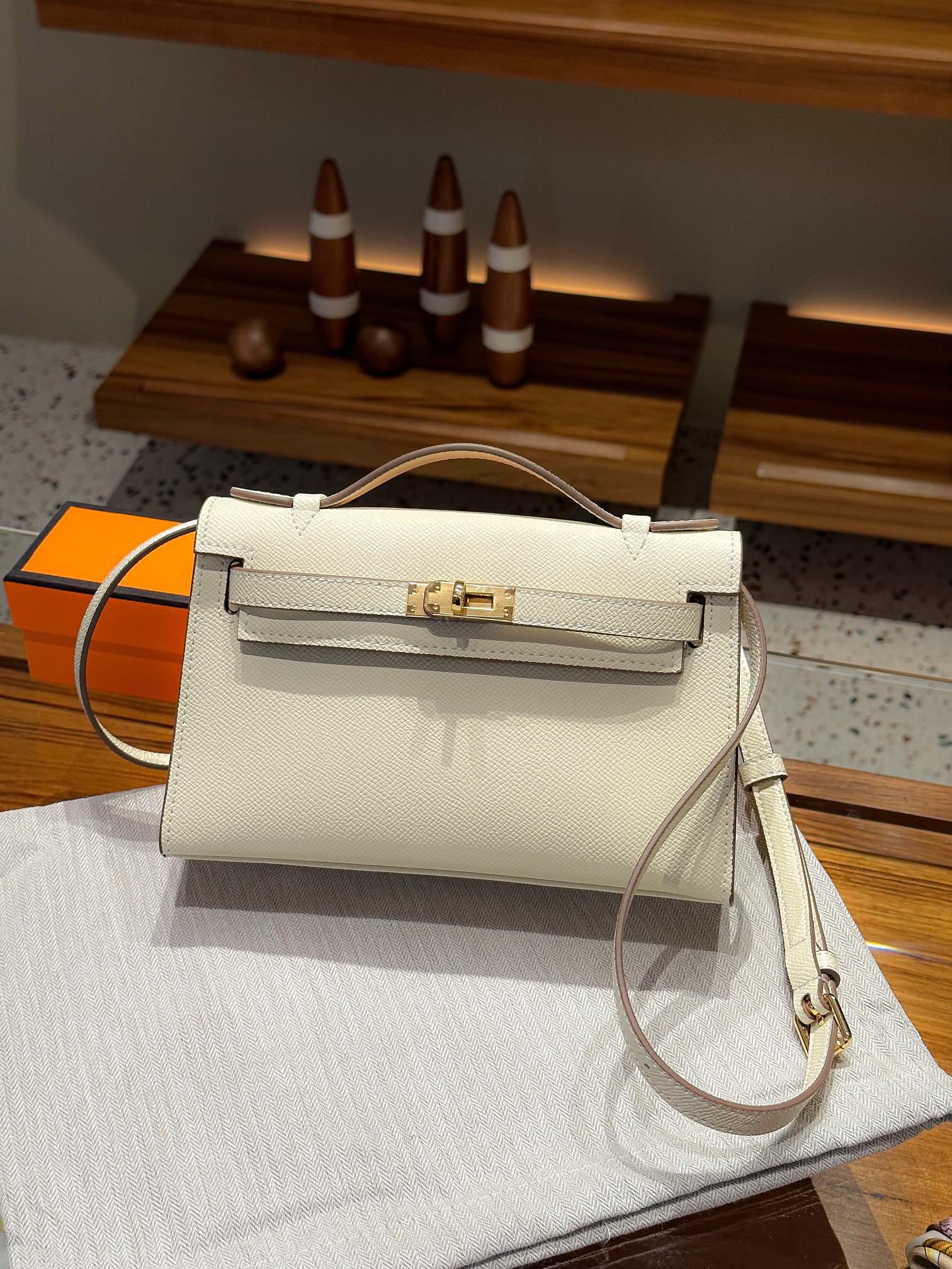 H-Inspired Kelly Mini 1st Kelly Pochette Generation Epsom Palm Leather-White - Gorchic - $146.99