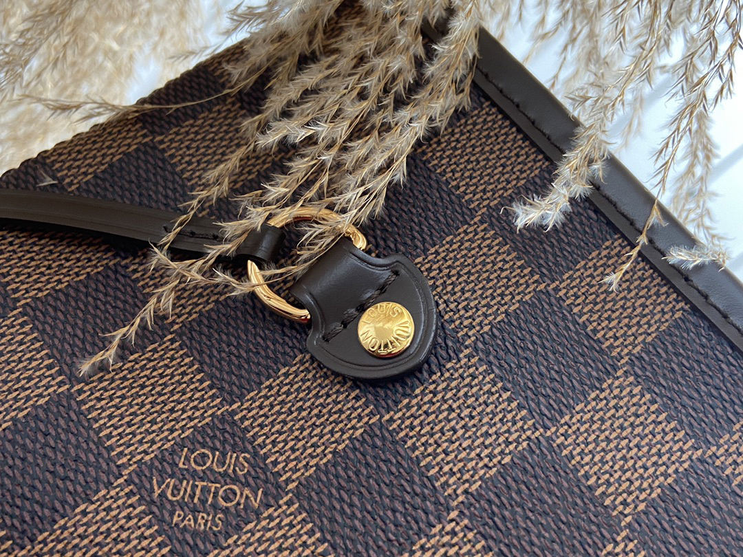 Designer Monogram  Damier Ebene Canvas Neverfull MM Rose Ballerine - Bag - Gorchic - $110.99