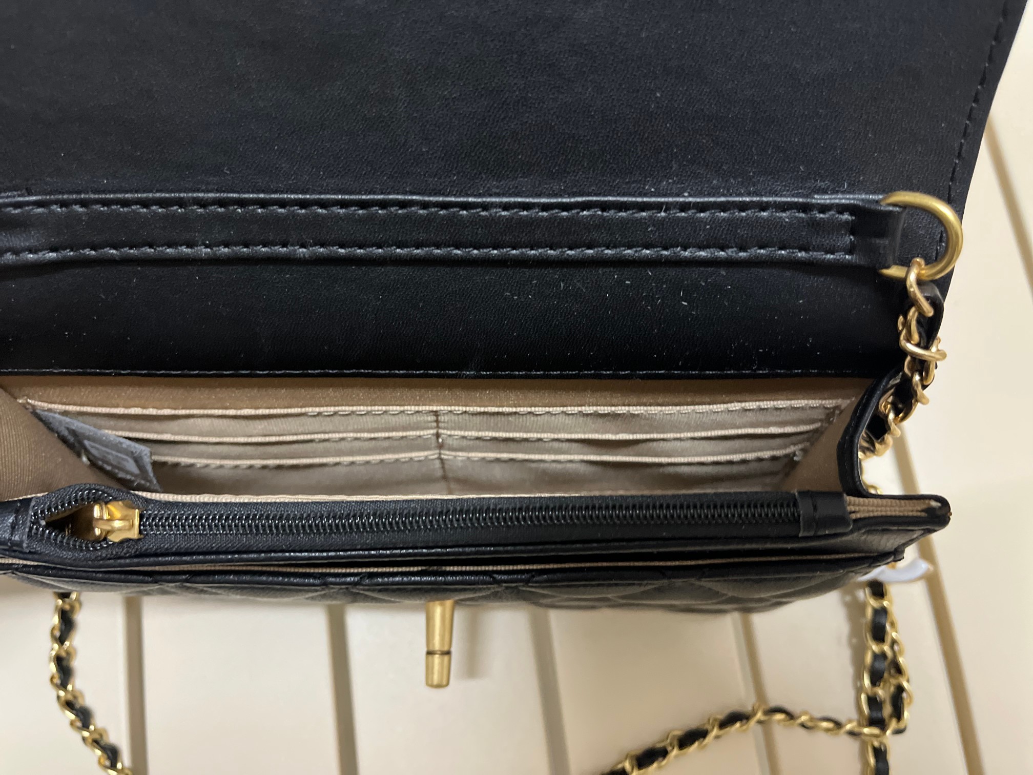 CC Inspired Pearl Crush Wallet On Chain-Black - Bag - Gorchic - $131.99