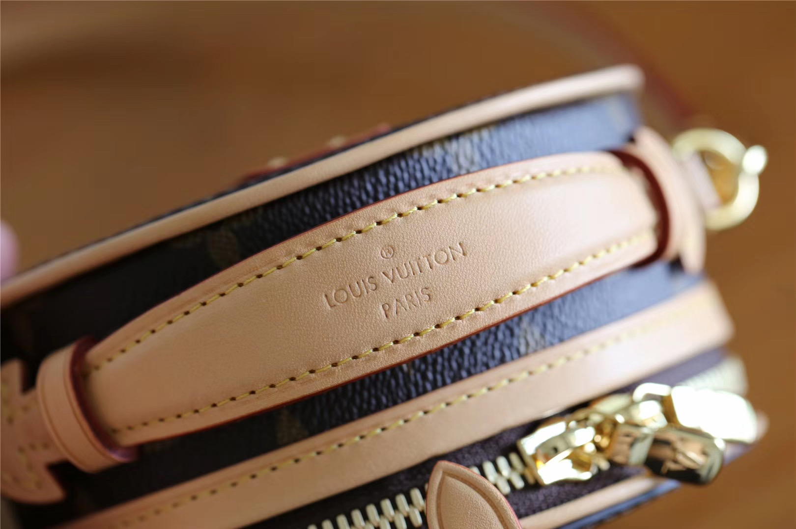 Designer Monogram REVERSE MINI BOITE CHAPEAU BAG - Gorchic - $122.99