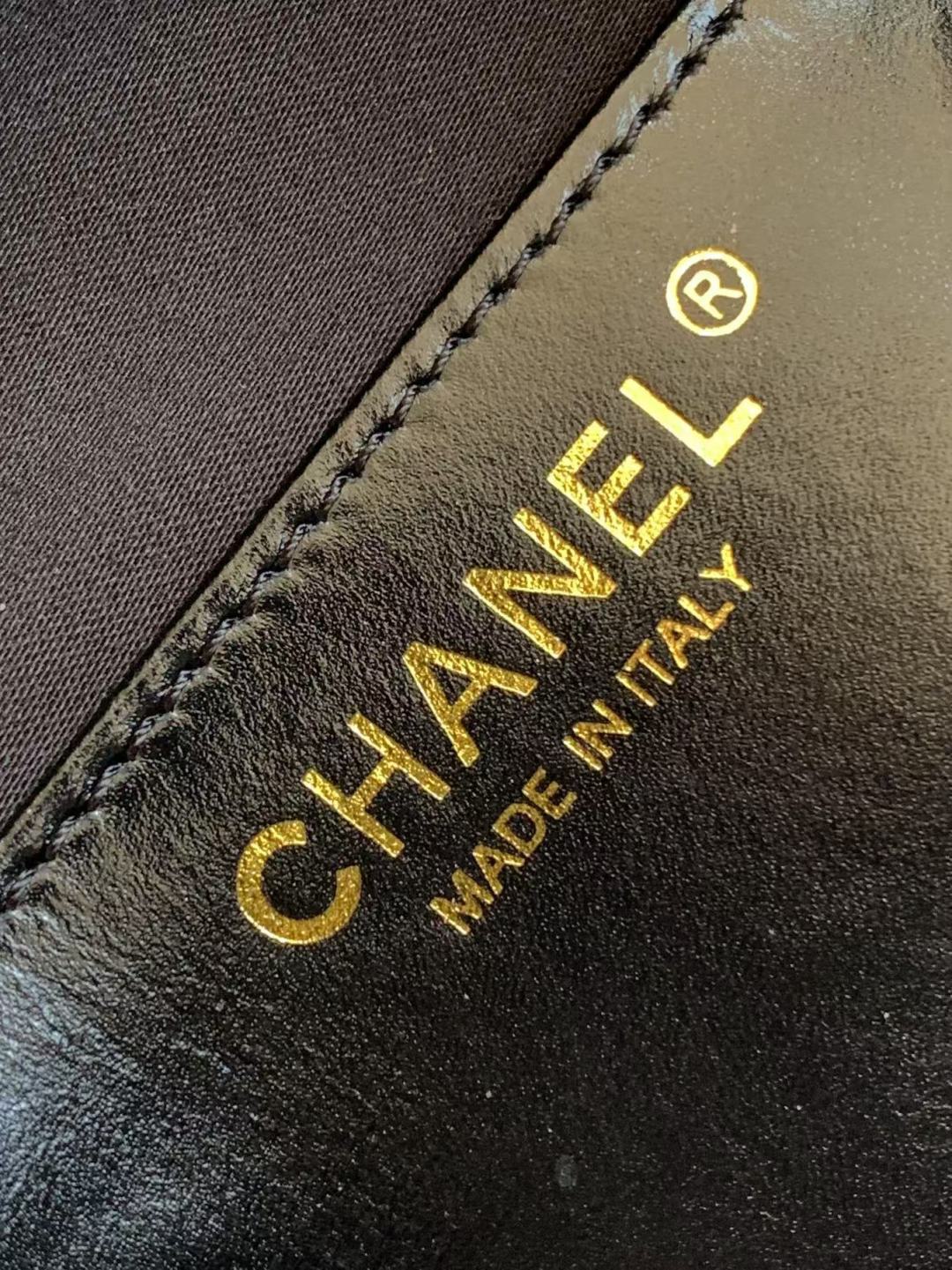 CC Inspired 25 Small Handbag Grained Calfskin & Gold-Tone Metal Black -Bag - Gorchic - $152.99