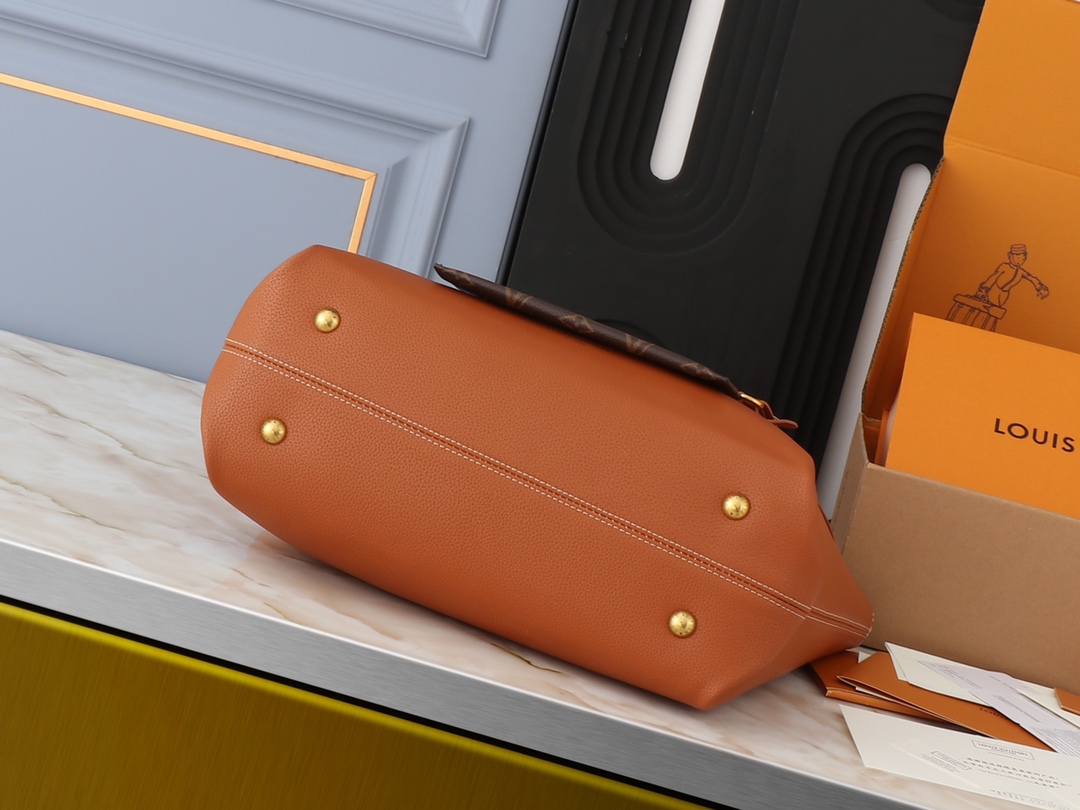 Designer Monogram Low Key Cabas MM Brown - Bag - Gorchic - $134.99