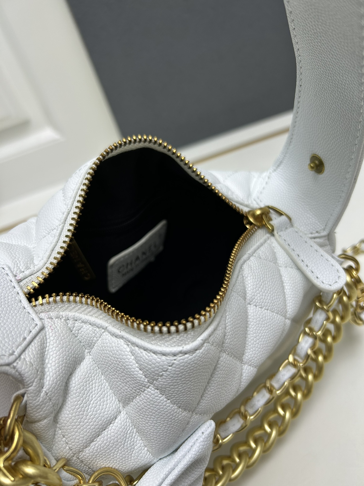 CC Inspired Shiny Caviar Quilted Bow Pouch Hobo White - Gorchic - $145.99