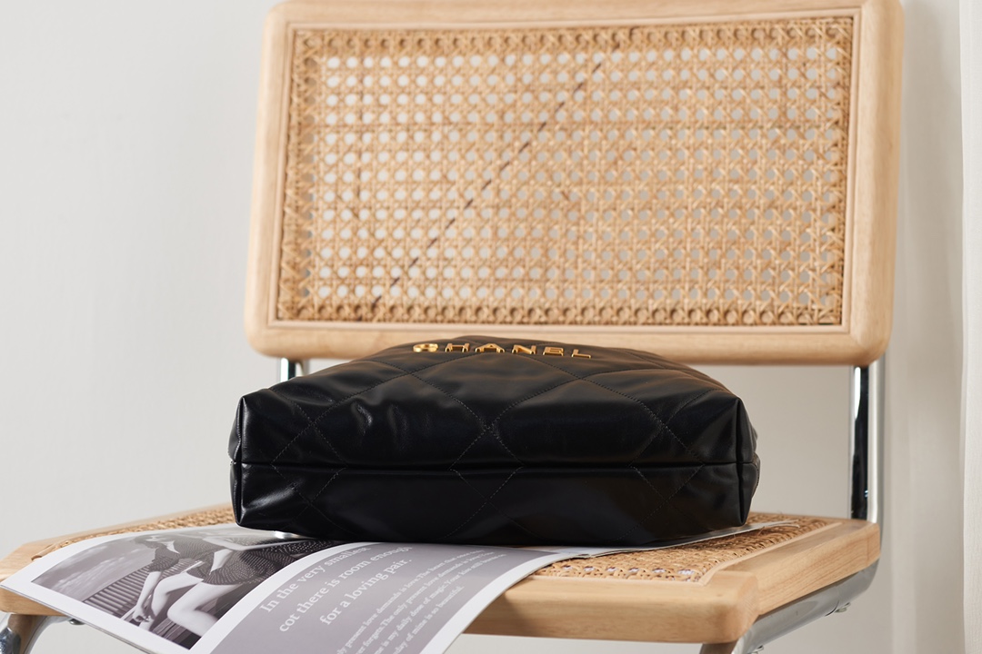 CC Inspired 22 HANDBAG Shiny Calfskin & Gold-Tone Black Bag - Gorchic - $153.99