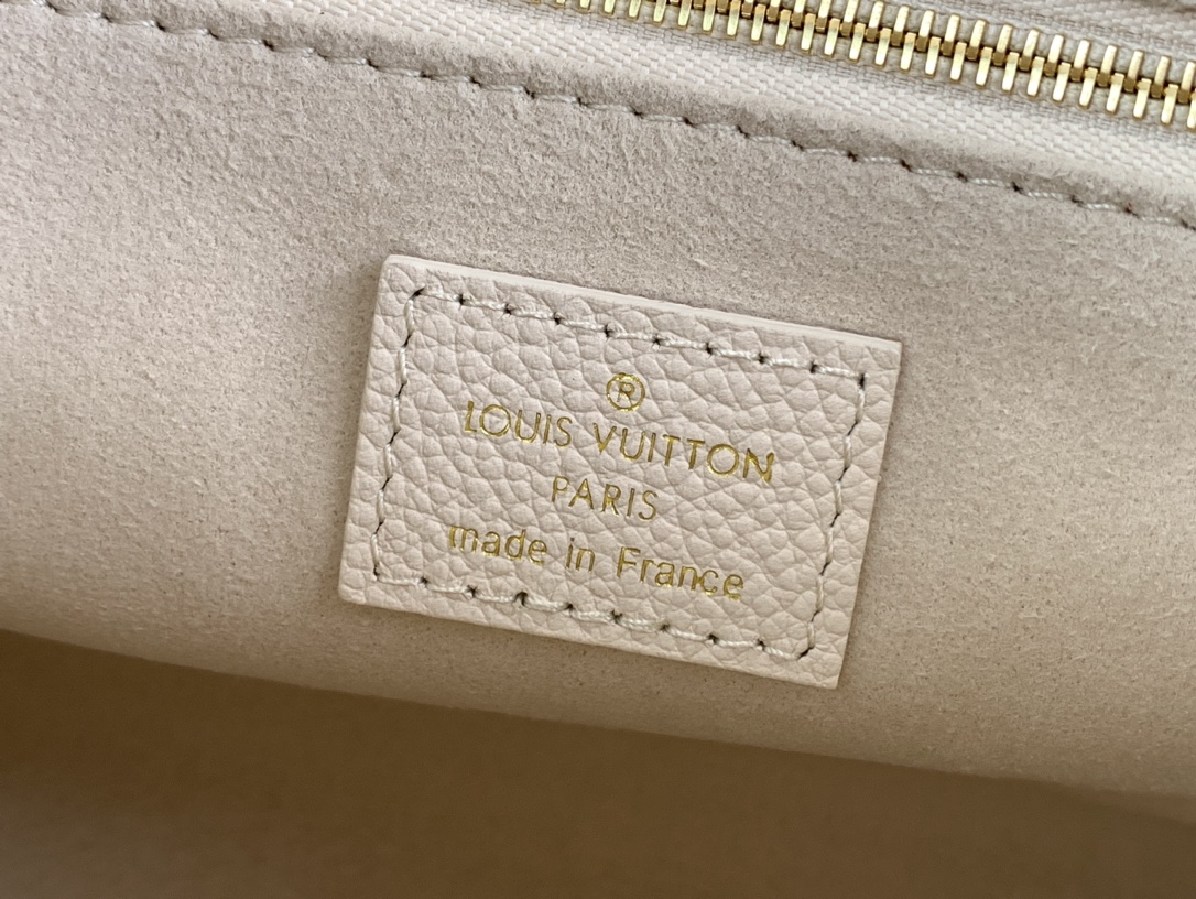 Designer Monogram Monogram Casual Style Leather Elegant Style Bold Logo Totes - Bag - Gorchic - $113.99