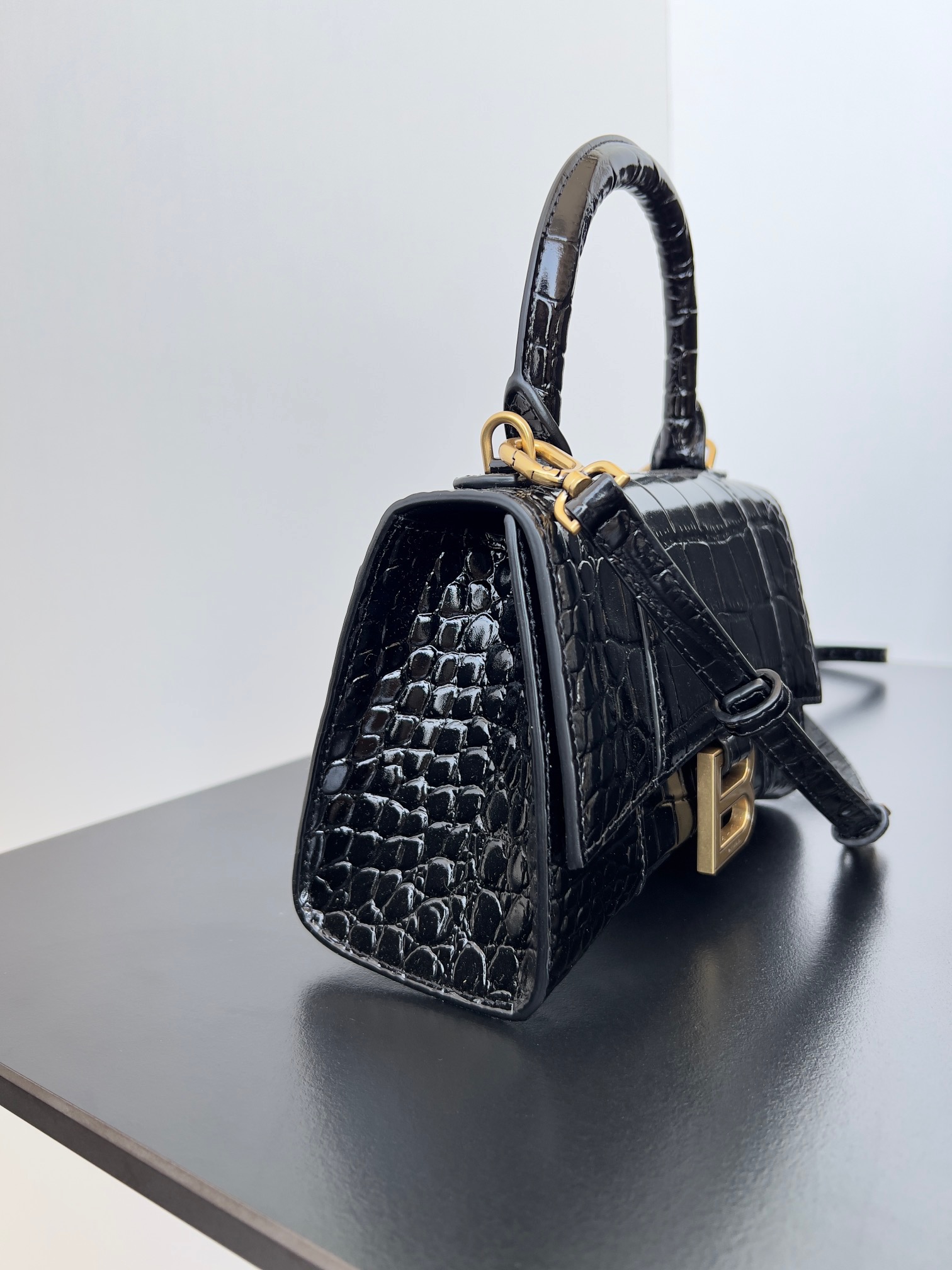 Hourglass iconic WOMEN'S HOURGLASS SMALL HANDBAG CROCODILE EMBOSSED IN BLACK - Bag - Gorchic - $215.99