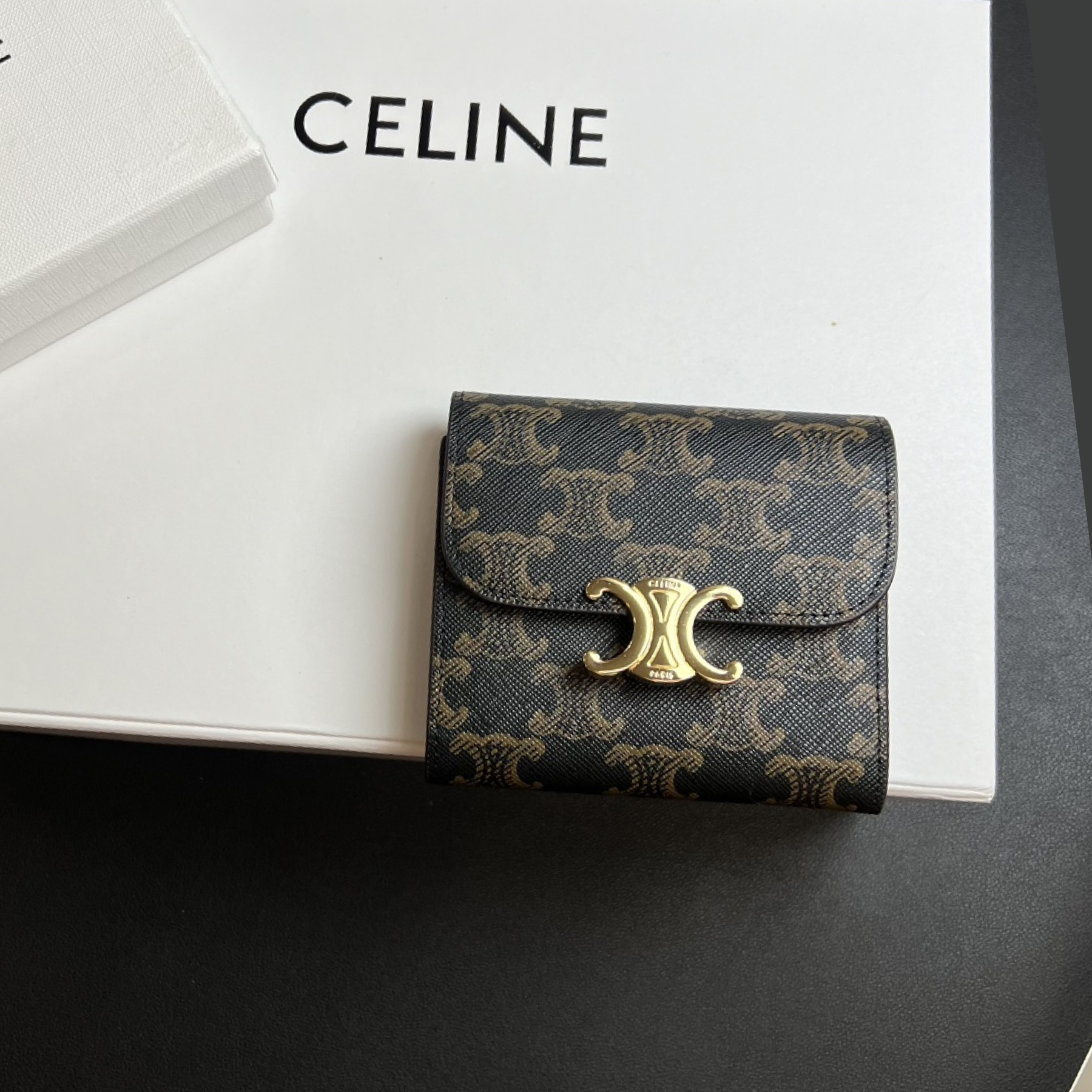 CL Arcadia Tri-Fold Black Leather Wallet- Black Old Fashioned Wallet - Gorchic - $55.99