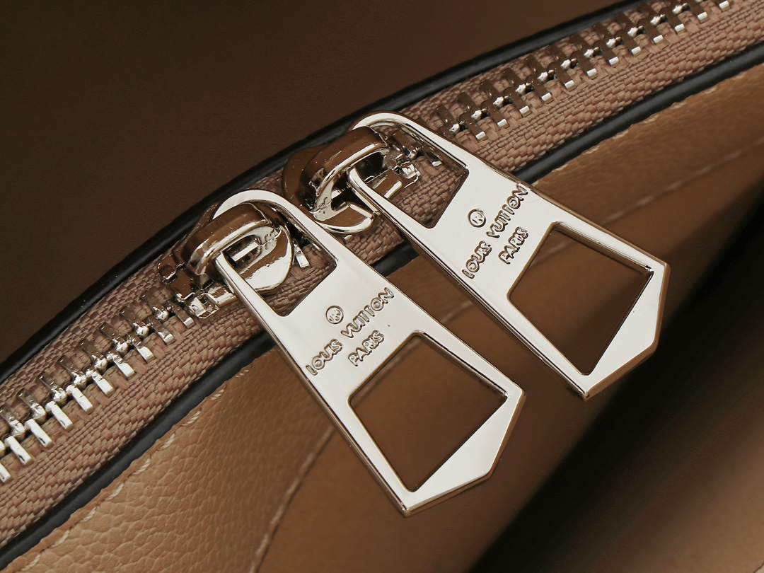 Designer Monogram Flore Galent Bag - Gorchic - $137.99