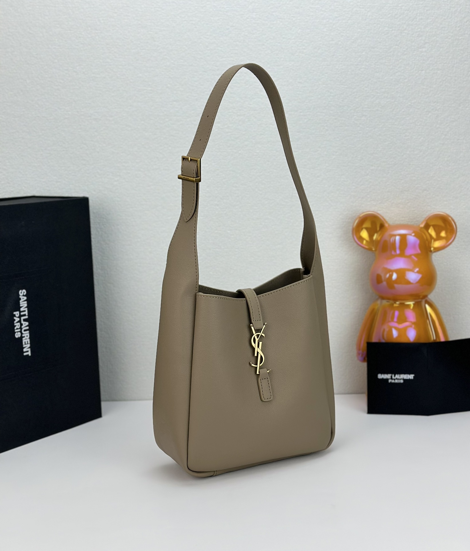 Lady Designer LE 5 À 7 small bag in soft python Beige - Bag - Gorchic - $165.99