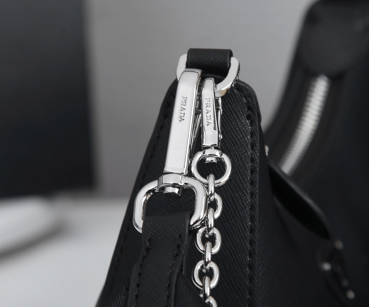 Saffiano texture Re-Edition 2005  Saffiano Leather bag - Gorchic - $103.99