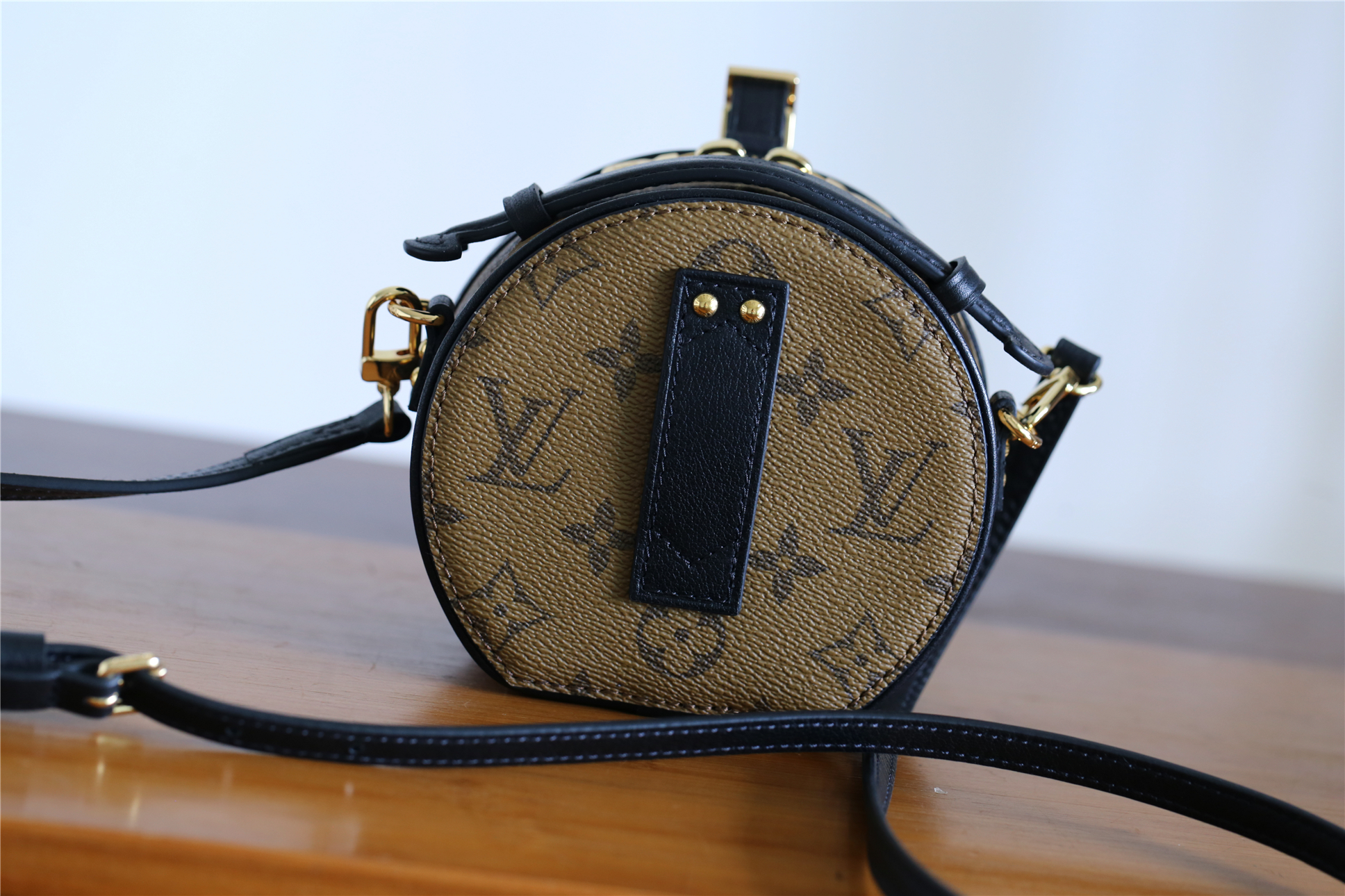 Designer Monogram REVERSE MINI BOITE CHAPEAU BAG - Gorchic - $122.99