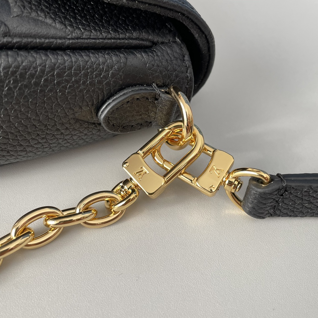 Designer Monogram Empreinte Monogram Leather Black Wallet On Chain Ivy - Bag - Gorchic - $118.99
