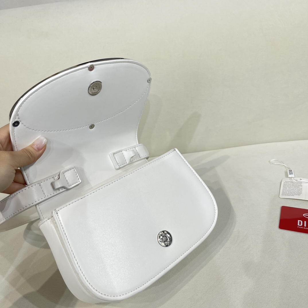 1DR Shoulder Bag - Gorchic - $98.99