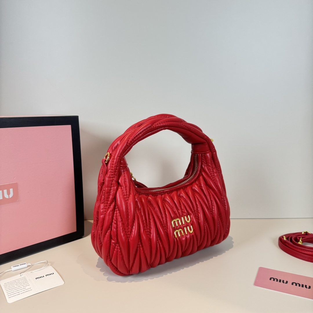 MU Wander matelassé nappa leather hobo bag handbag - Bag - Gorchic - $114.99