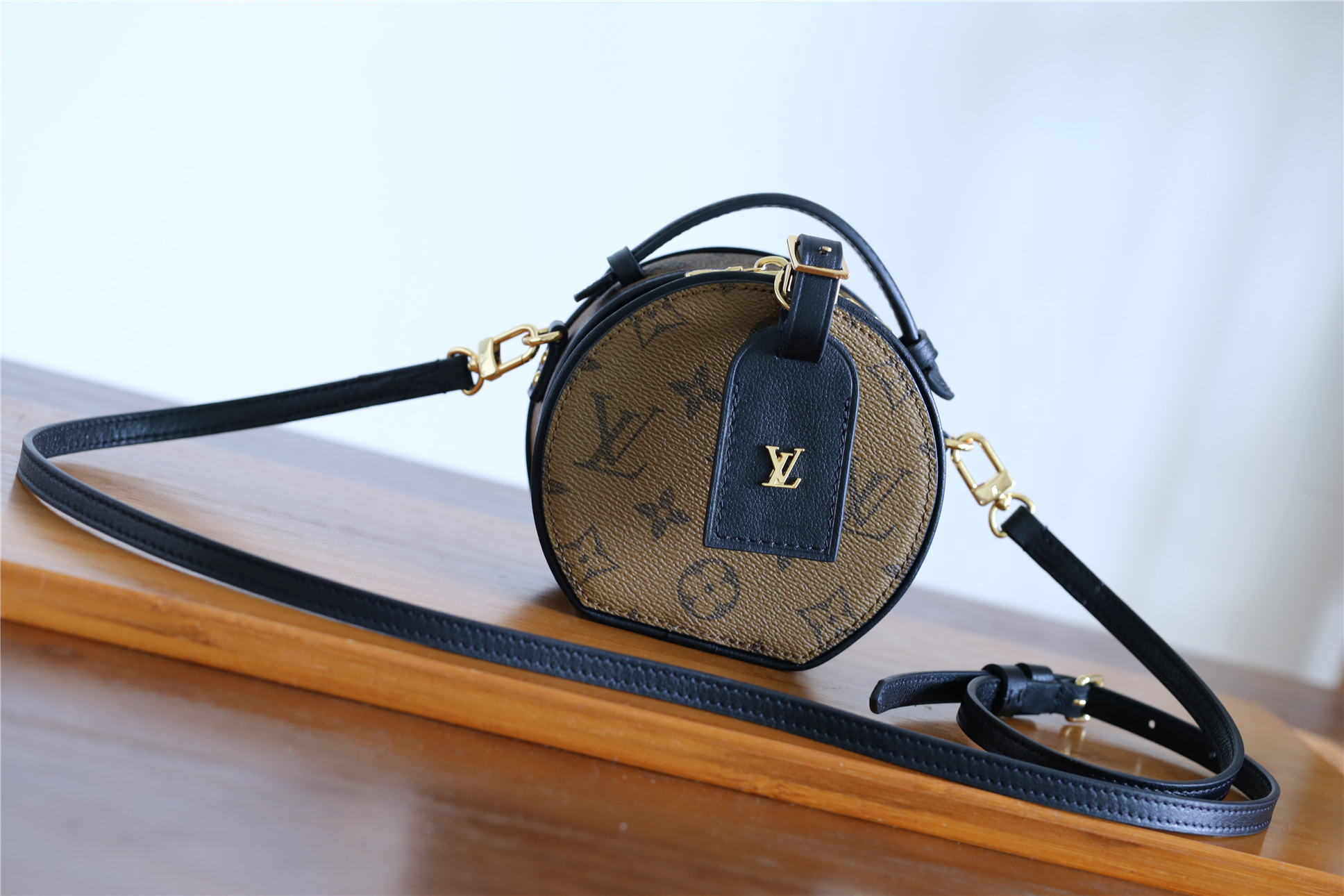 Designer Monogram REVERSE MINI BOITE CHAPEAU BAG - Gorchic - $122.99