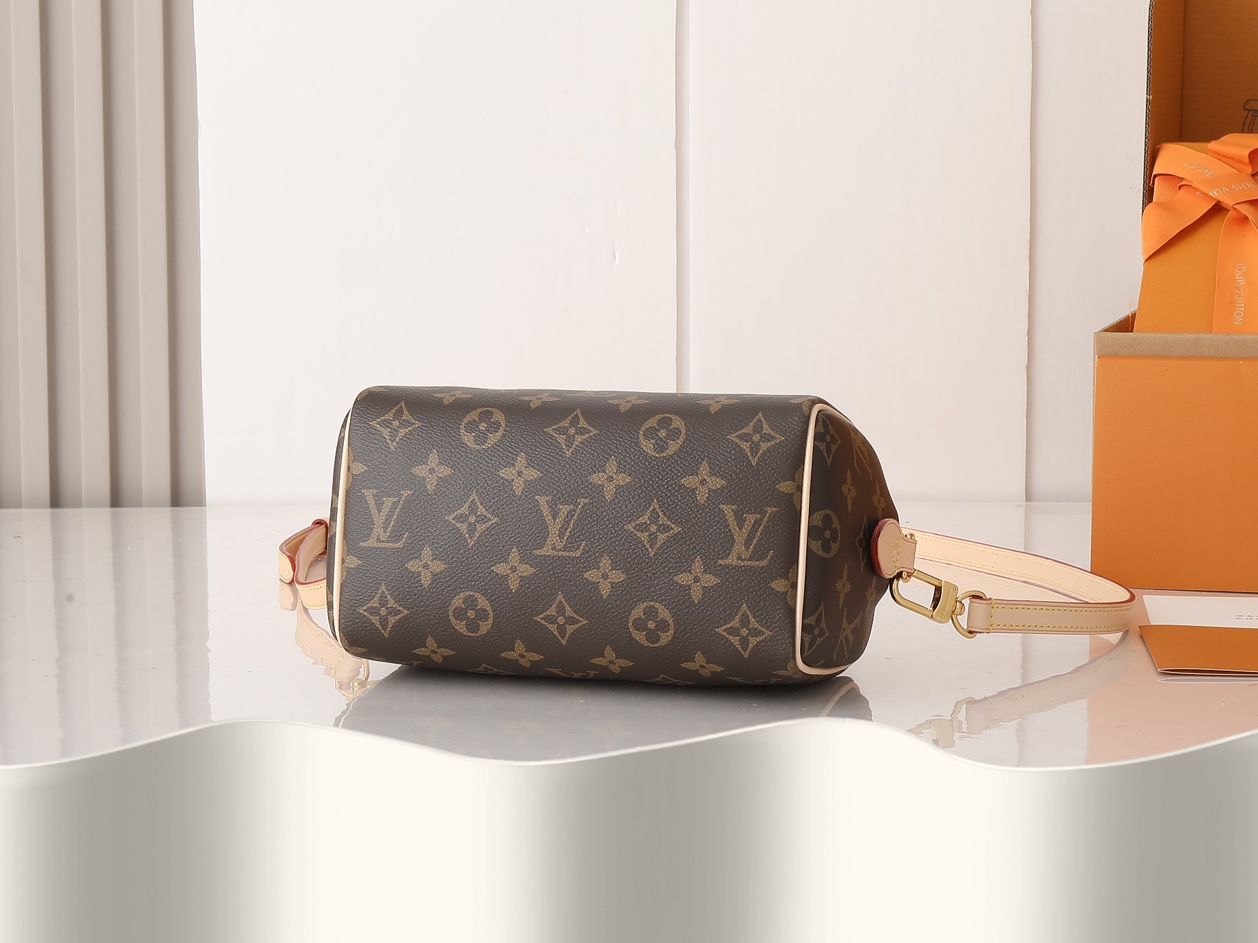 Designer Monogram Speedy Bandoulière 20/25/30/35 - Bag - Gorchic - $117.99