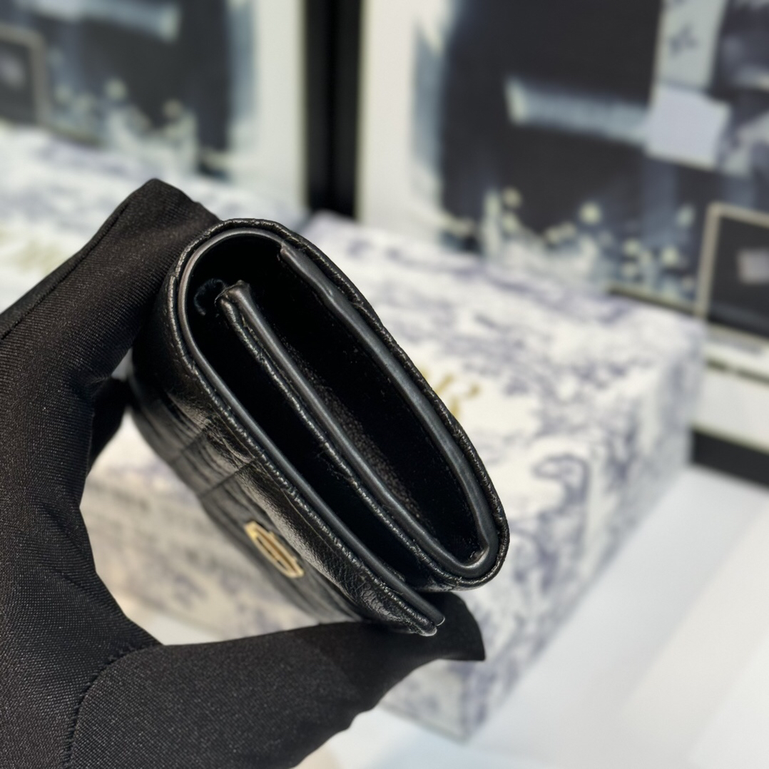 D Inspired Caro Compact Wallet - Black Wallet - Gorchic - $72.99