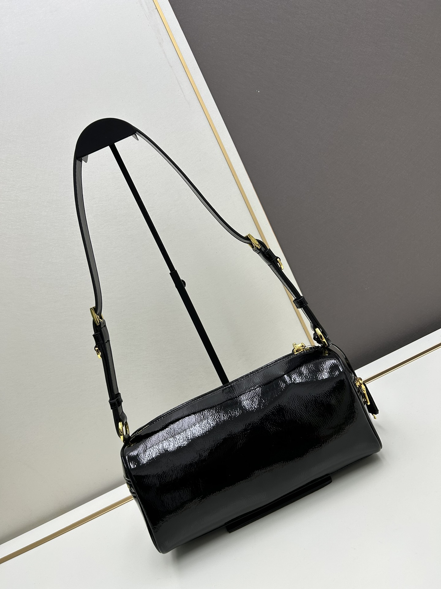 Saffiano texture Aimée Suede Shoulder Black Bag - Gorchic - $186.99