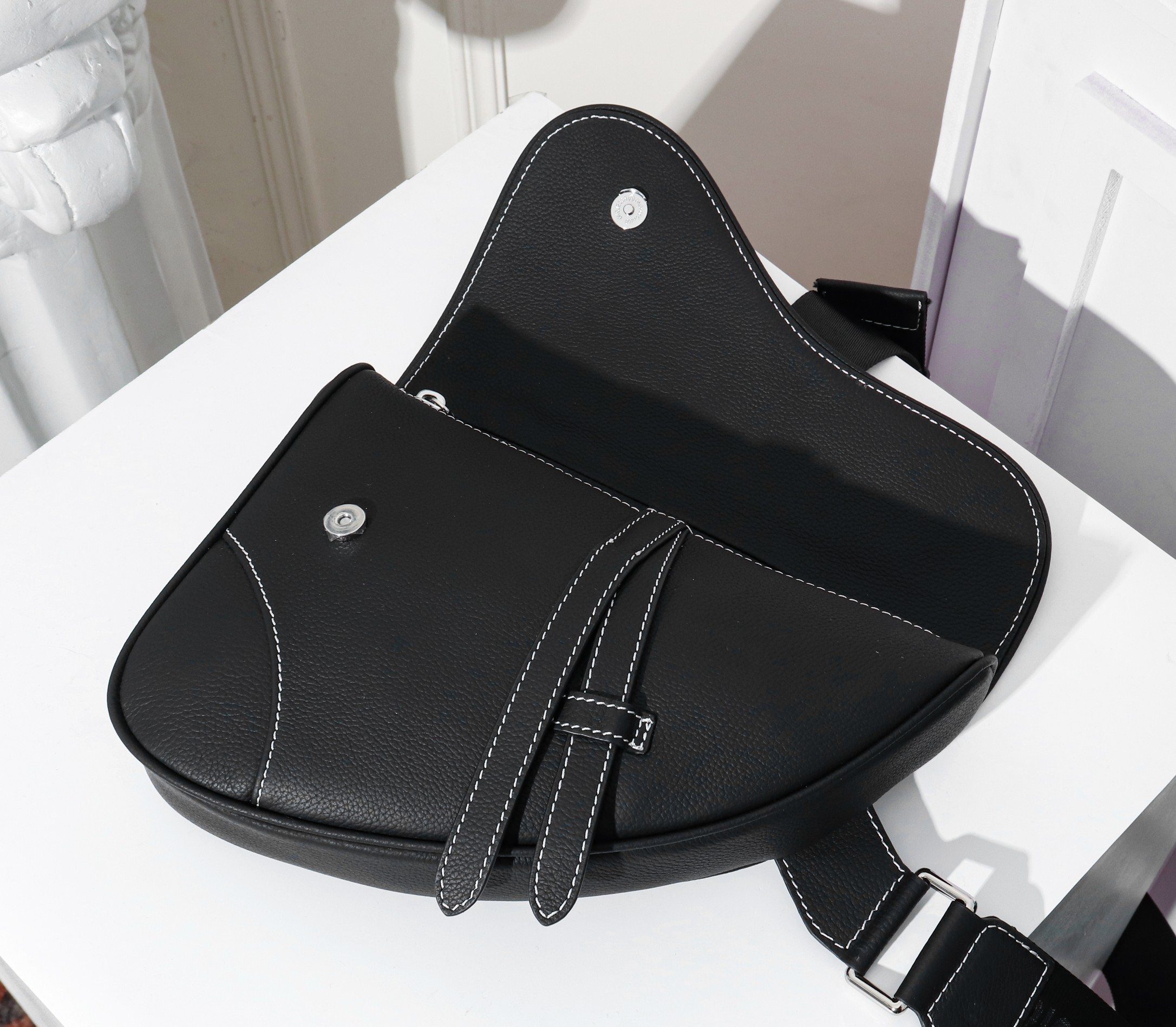 D Inspired Womens Bag Saddle Bag - Gorchic - $138.99