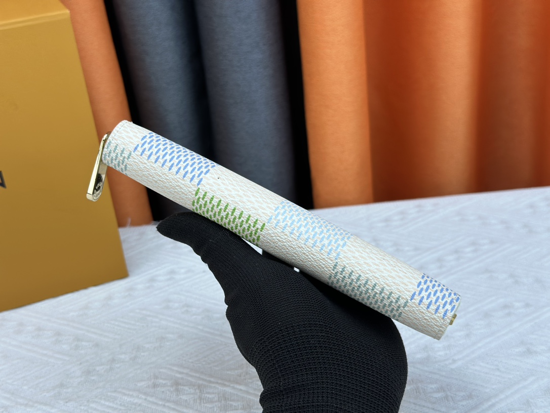 Designer Monogram  Damiericious Zippie Wallet Damier Canvas Wallet-Blue Plaid Wallet - Gorchic - $55.99