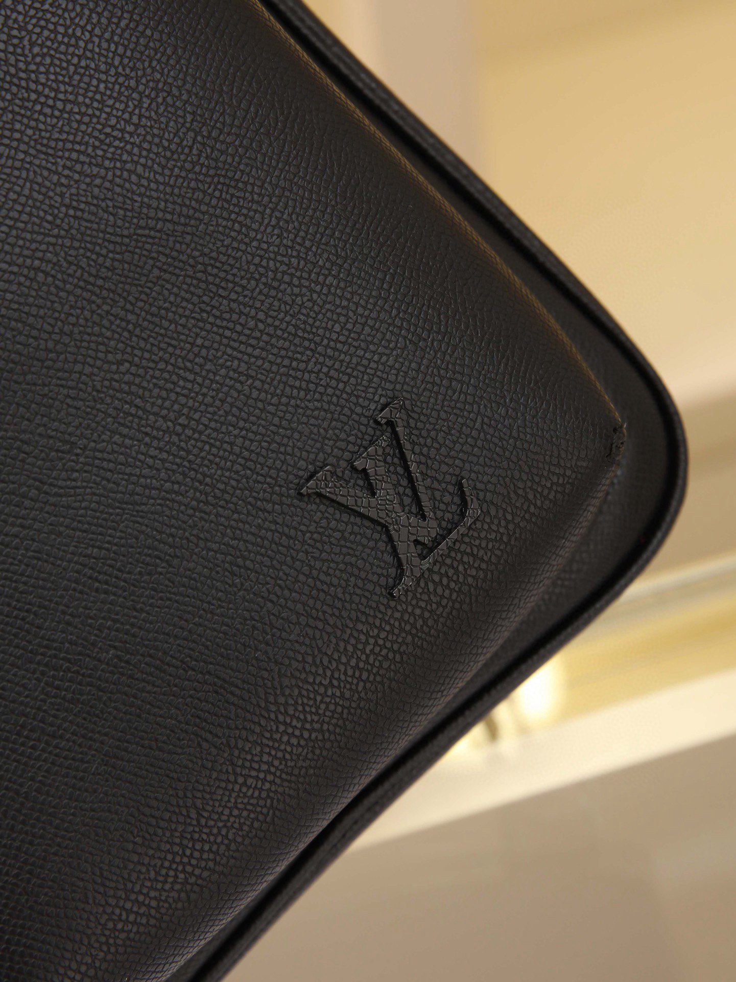 Designer Monogram Avenue Slingbag NM Leather Bag for Men Black Bag - Gorchic - $118.99