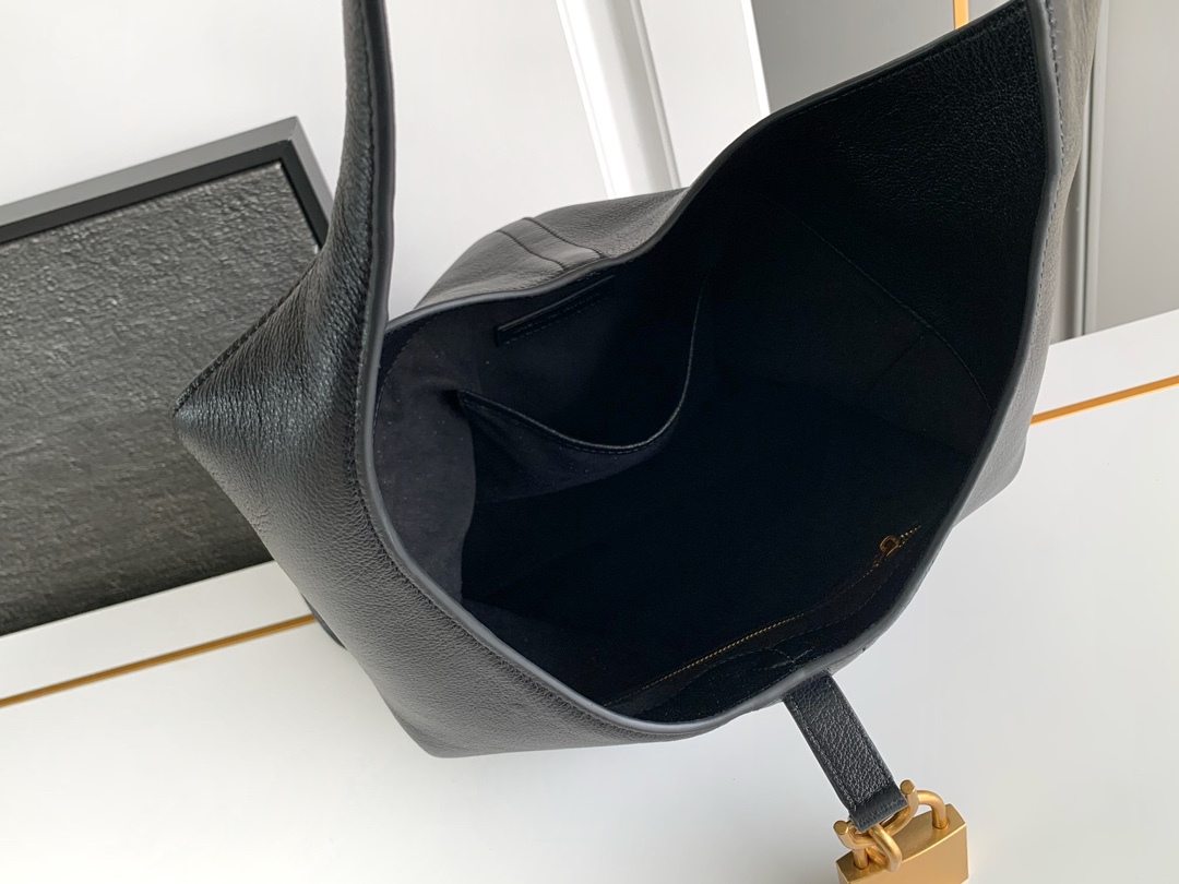 Hourglass iconic Lock Trim Large Tramp Bag - Black Gold Bag - Gorchic - $144.99