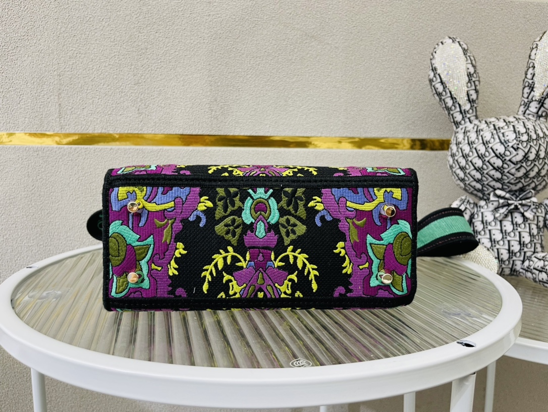 [TOP] D Inspired Medium Lady D Inspired Bag - Gorchic - $213.99