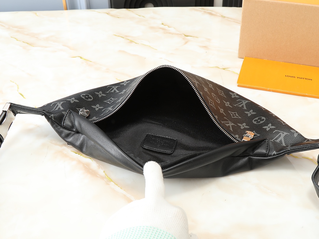 Designer Monogram Discovery Bum Bag - Black Old Fashioned Bags - Gorchic - $123.99