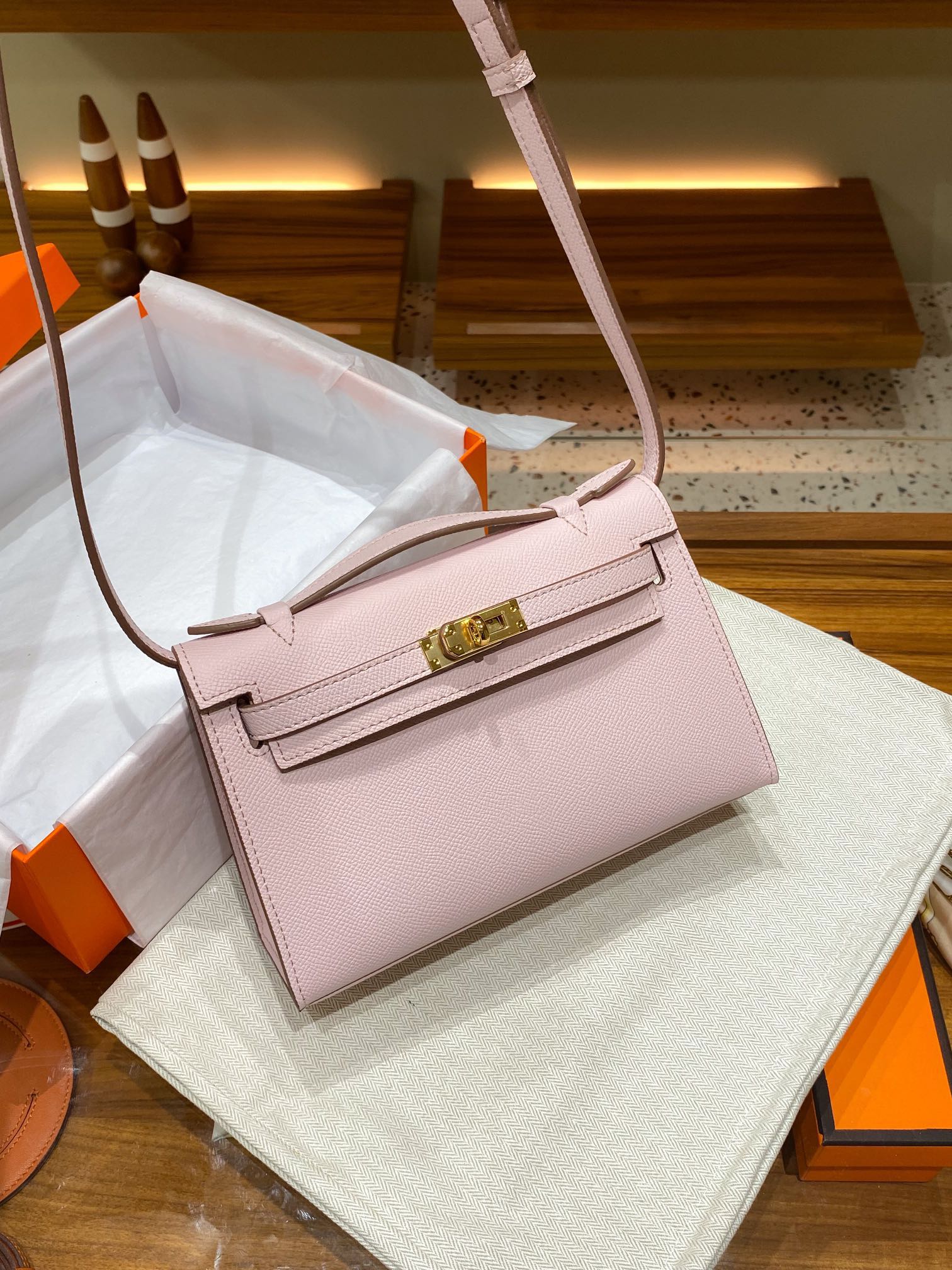 H-Inspired Kelly Mini 1st Kelly Pochette Generation Epsom Palm Leather-Light Pink - Gorchic - $146.99