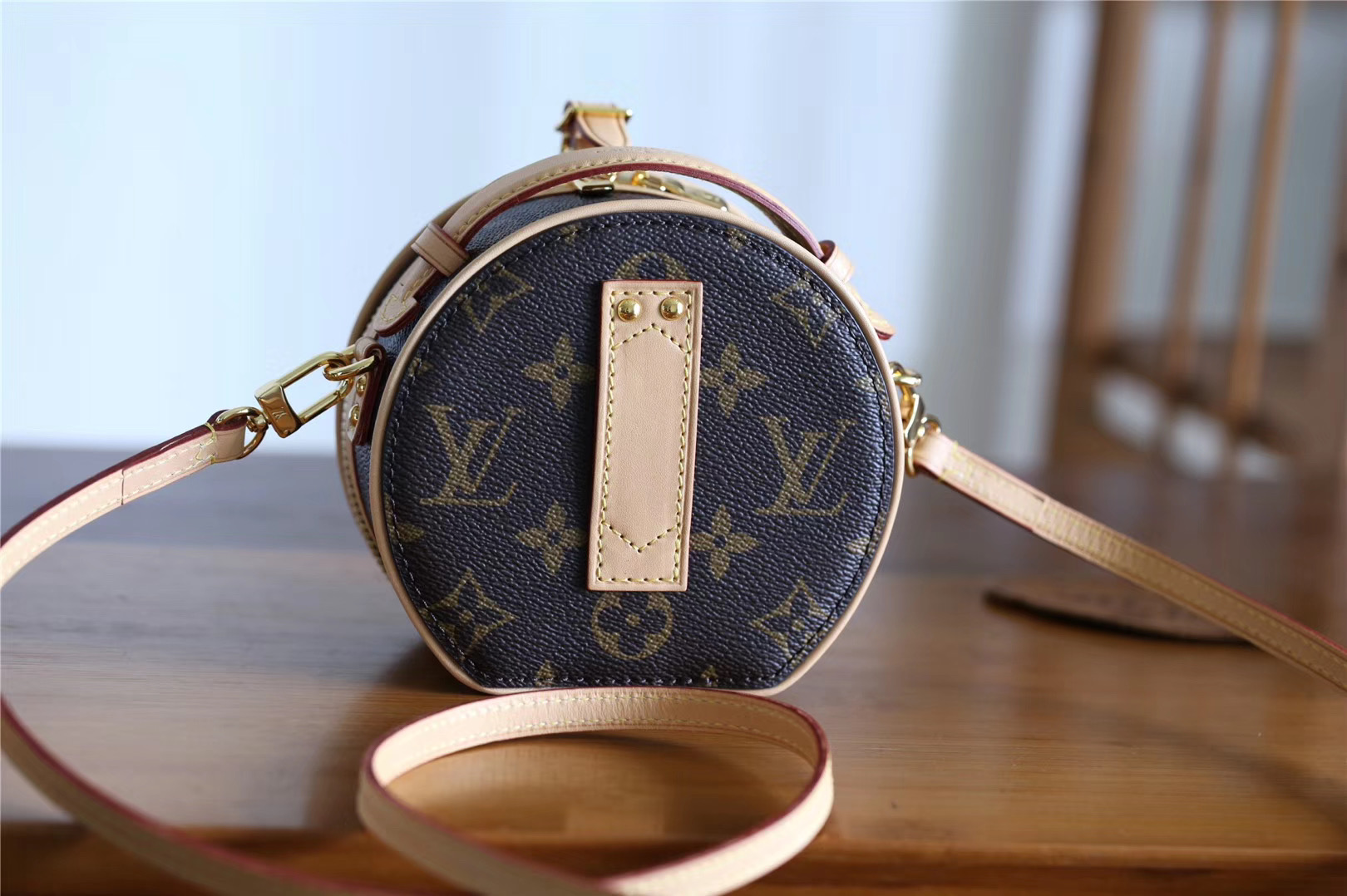 Designer Monogram REVERSE MINI BOITE CHAPEAU BAG - Gorchic - $122.99