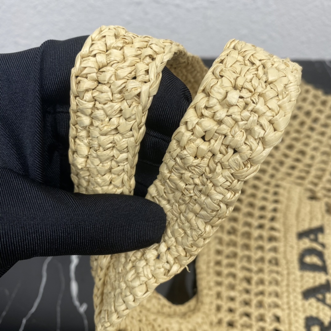 Saffiano texture Crochet tote bag Raffia bag - Gorchic - $113.99